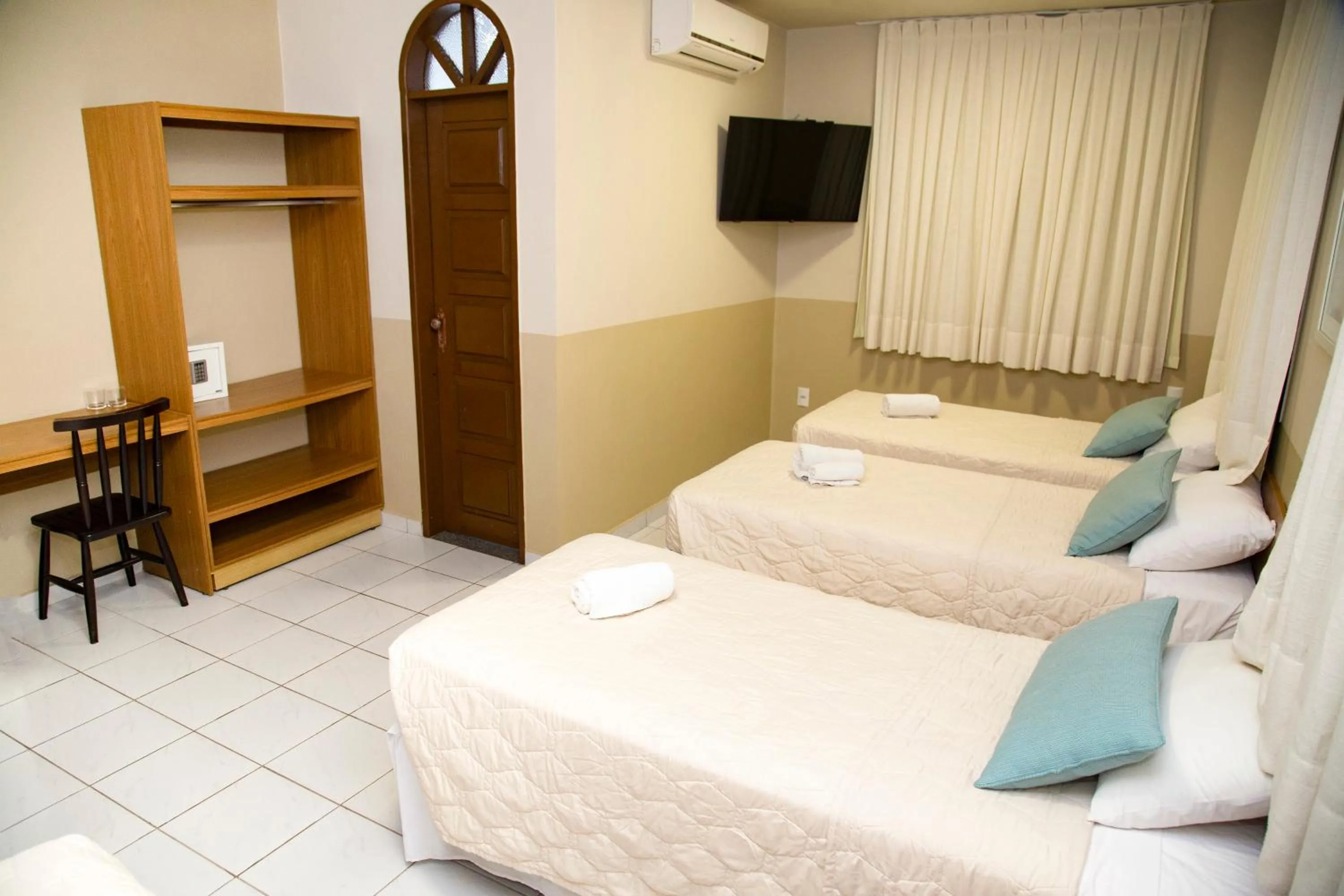 TV and multimedia, Bed in Pousada da Terra