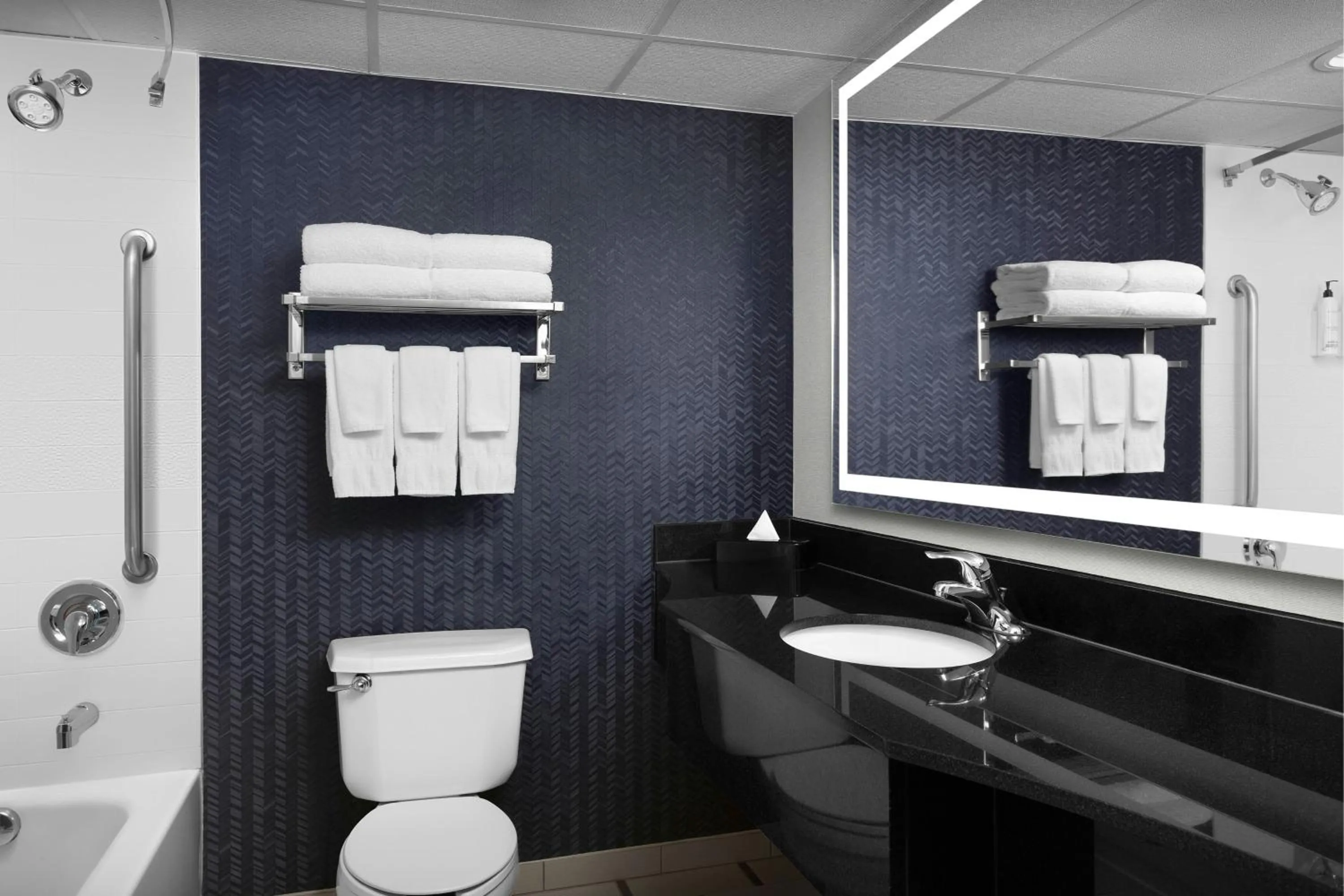 Bathroom in Fairfield Inn and Suites by Marriott Winston Salem/Hanes