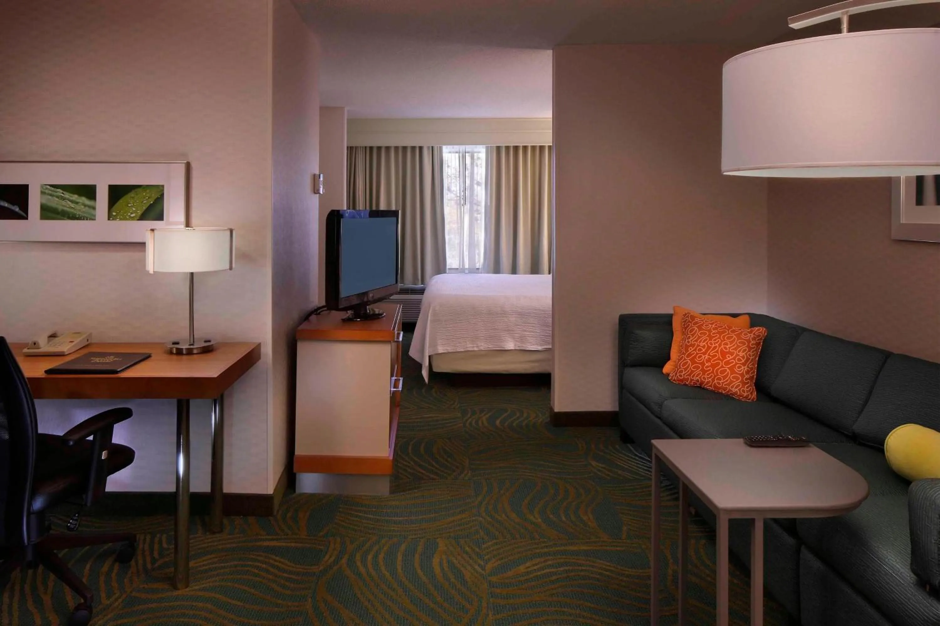 Photo of the whole room, Bed in SpringHill Suites by Marriott Waterford / Mystic
