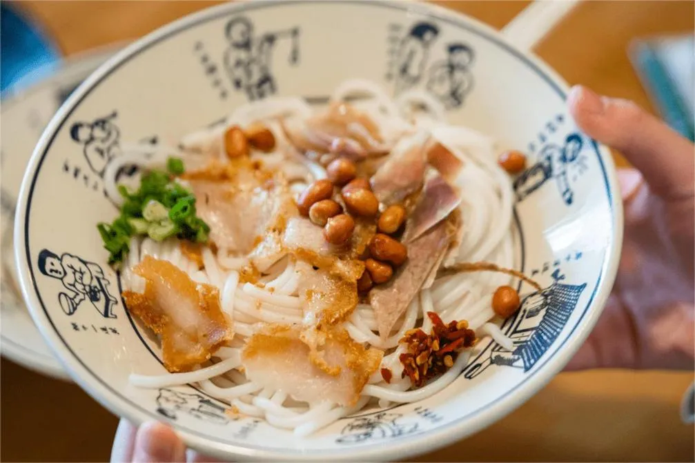 Restaurant/places to eat in Guilin Crystal Crescent Moon Hotel