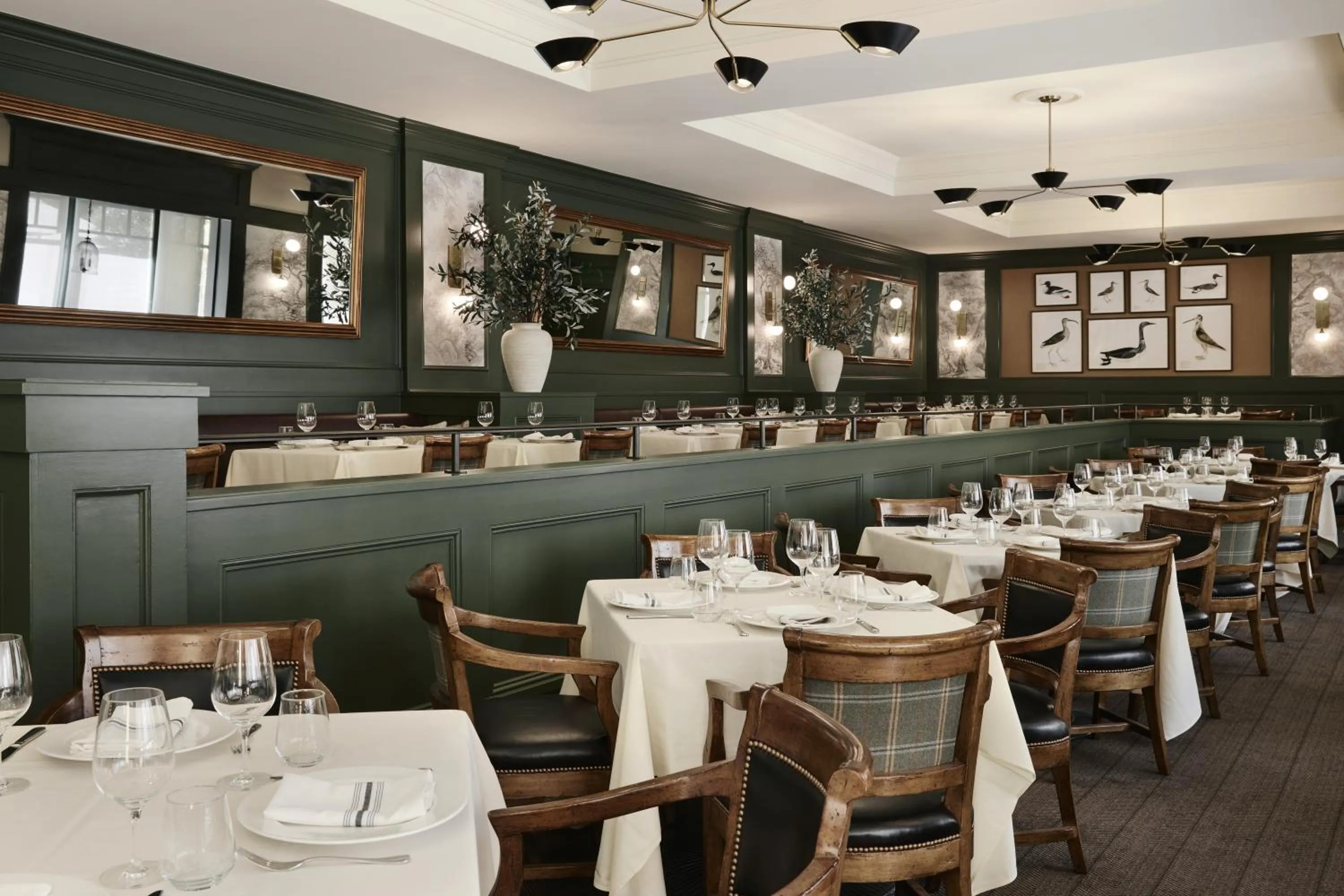 Restaurant/places to eat in Lafayette Park Hotel & Spa