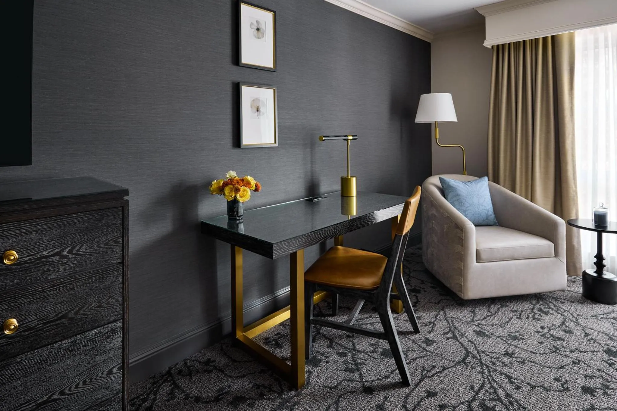 Bedroom in Lafayette Park Hotel & Spa