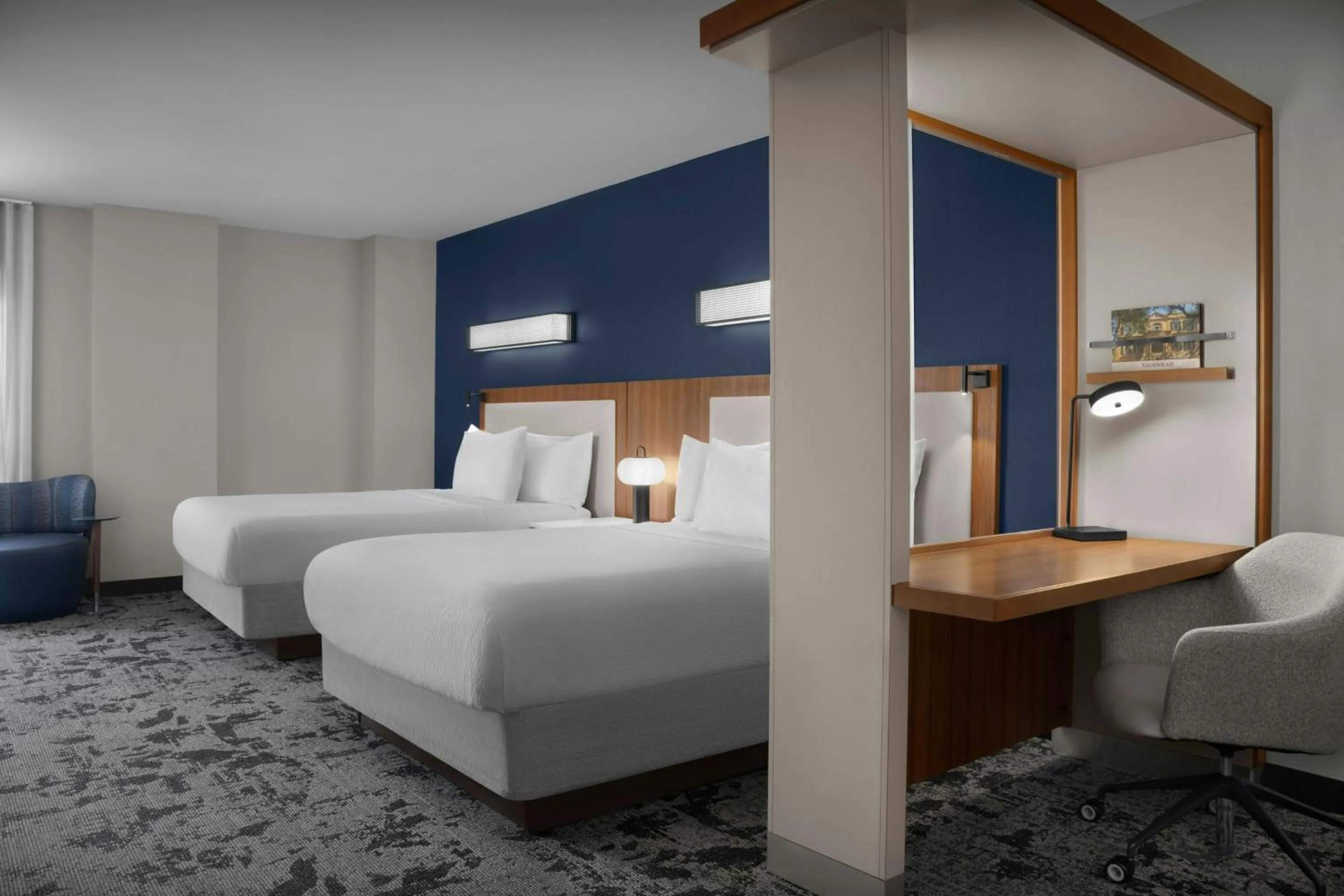 Bedroom, Bed in Springhill Suites by Marriott Savannah Downtown Historic District