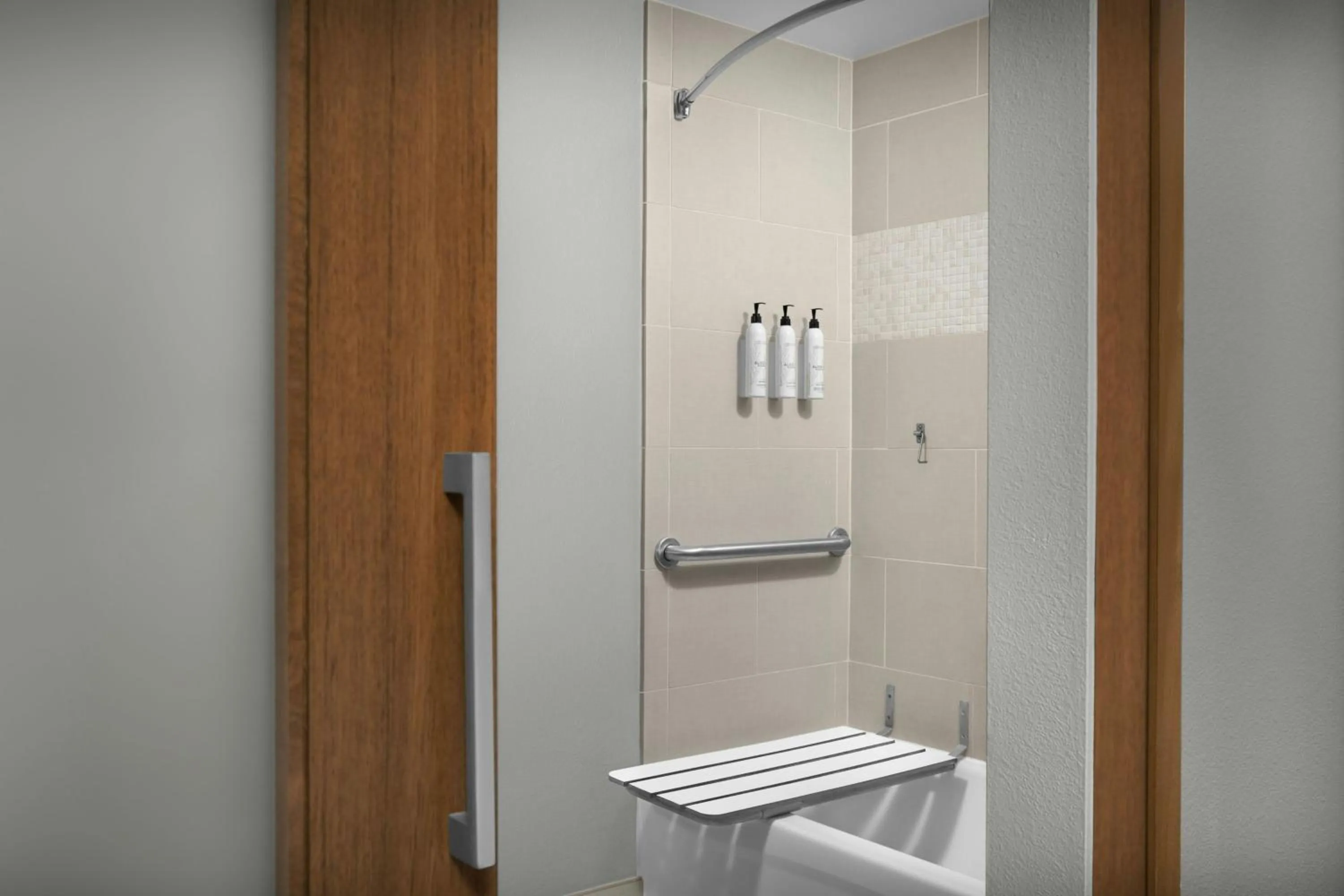 Bathroom in Springhill Suites by Marriott Savannah Downtown Historic District