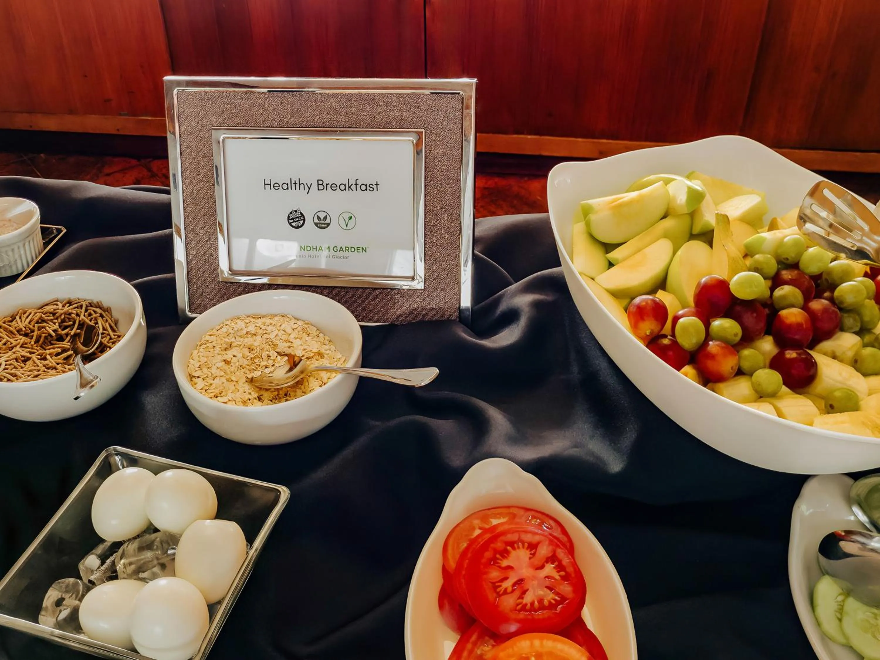 Buffet breakfast in Wyndham Garden Ushuaia Hotel del Glaciar