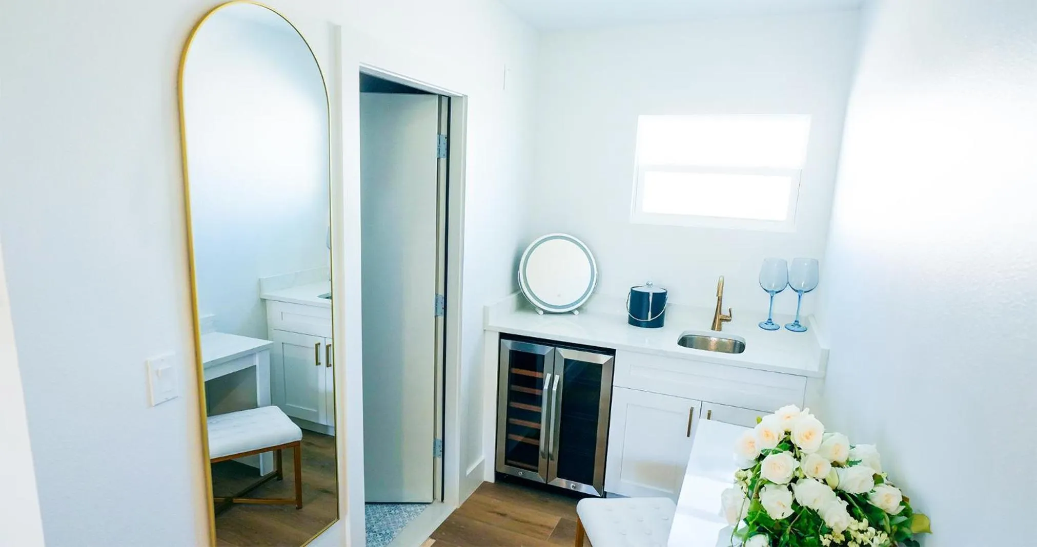 hair dresser in Ivory Sands Beach Suites