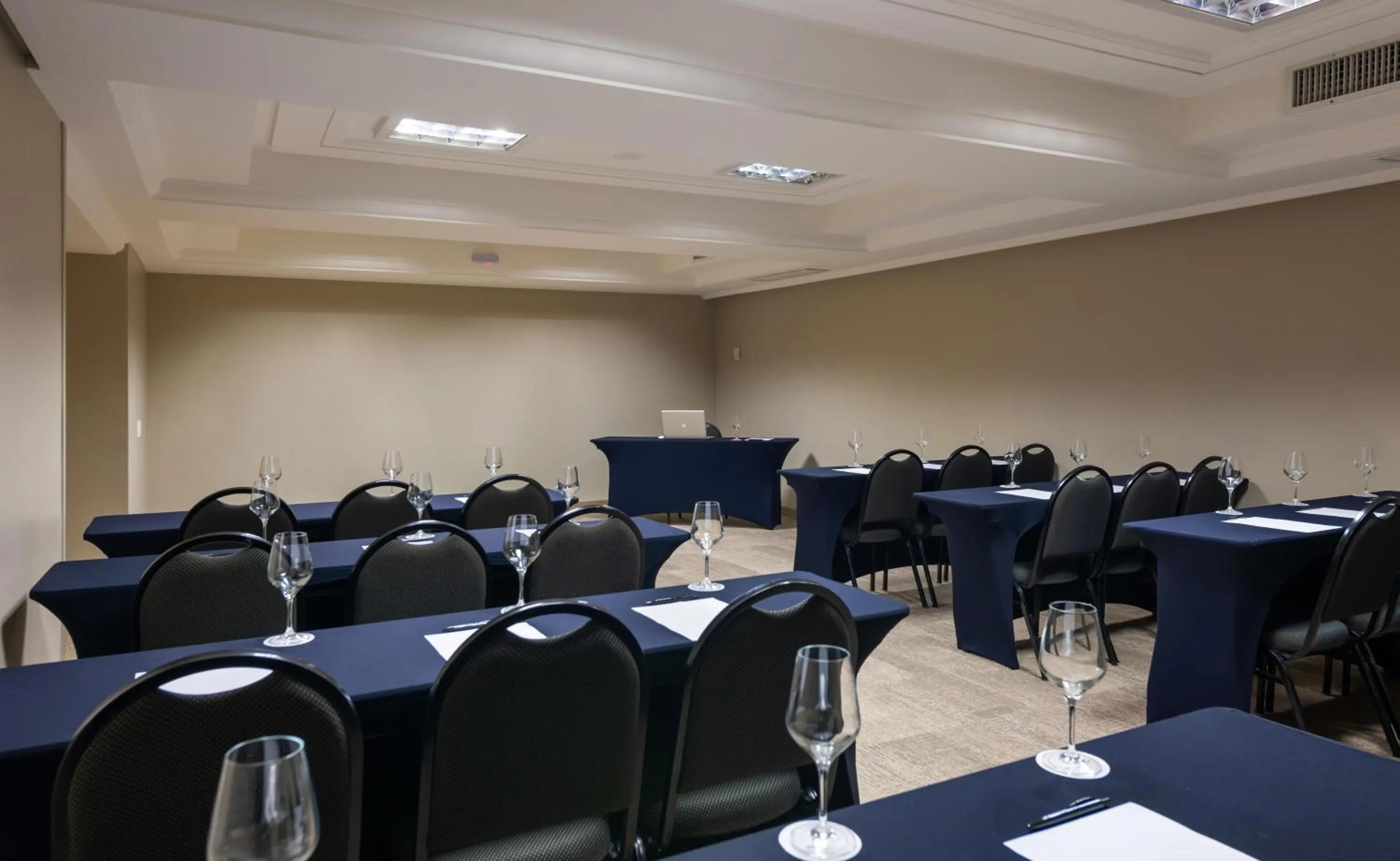 Meeting/conference room in Blue Tree Premium Florianópolis