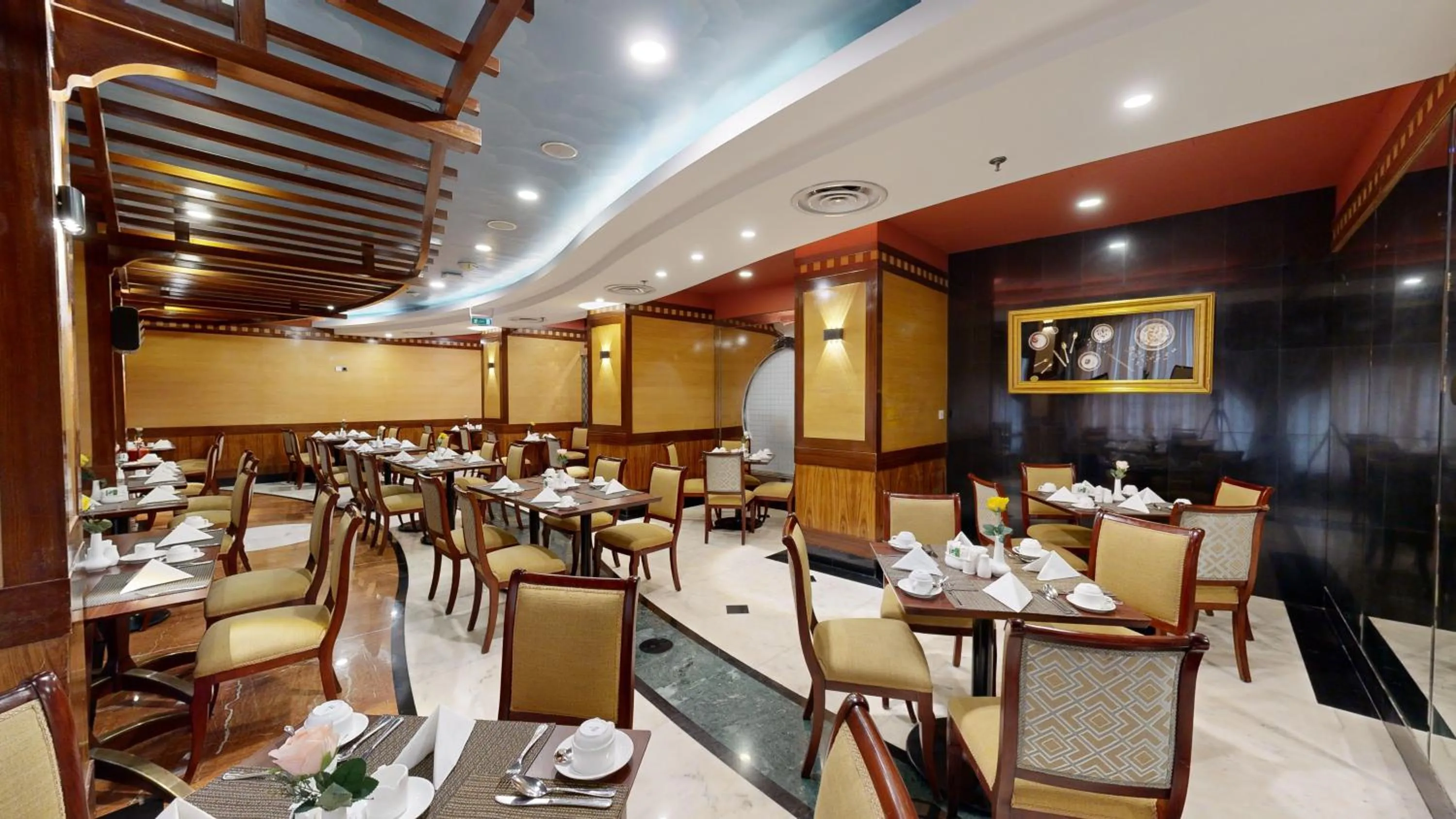 Al Muna Kareem Hotel- EX LEADER