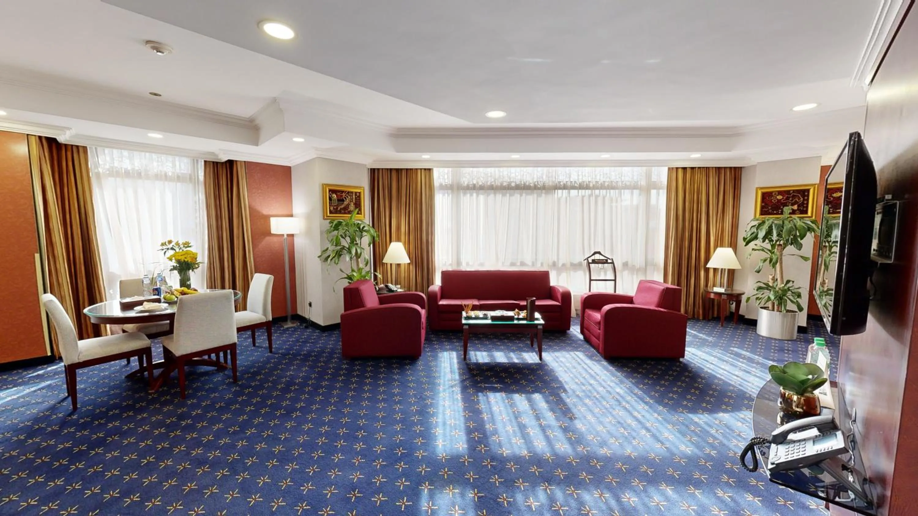 Al Muna Kareem Hotel- EX LEADER