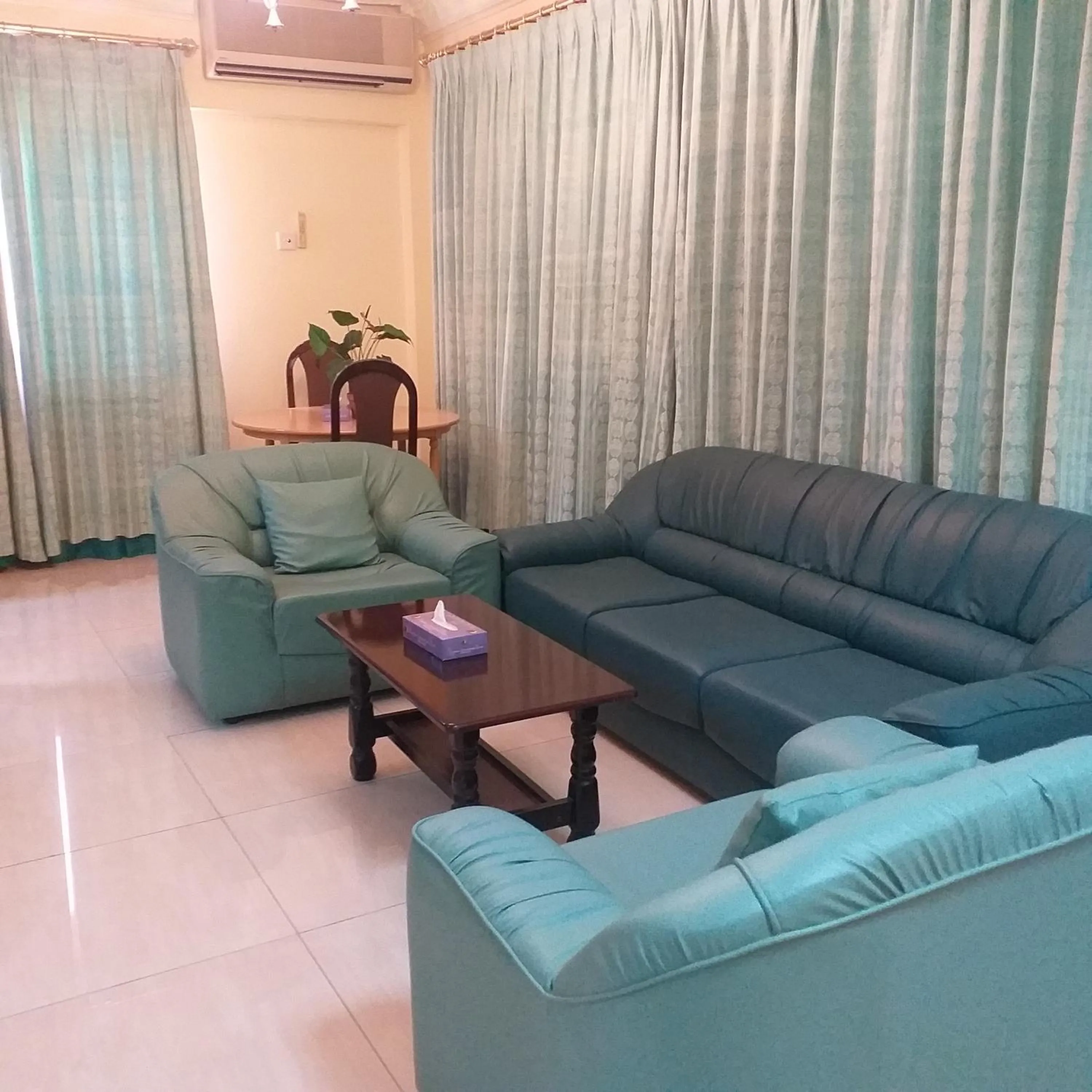 Bowshar International Hotel