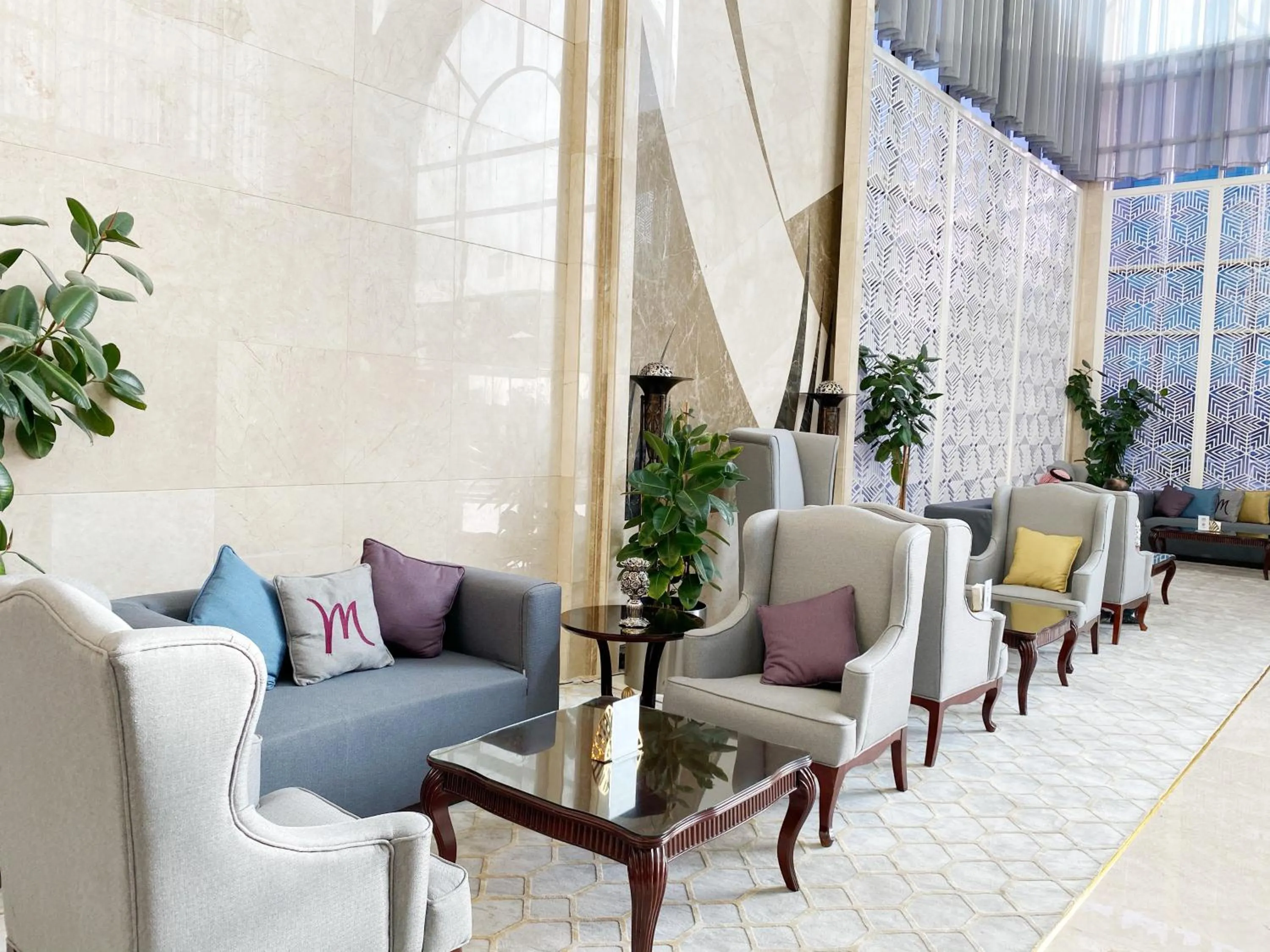 Lobby or reception in Mercure Corniche Al Khobar