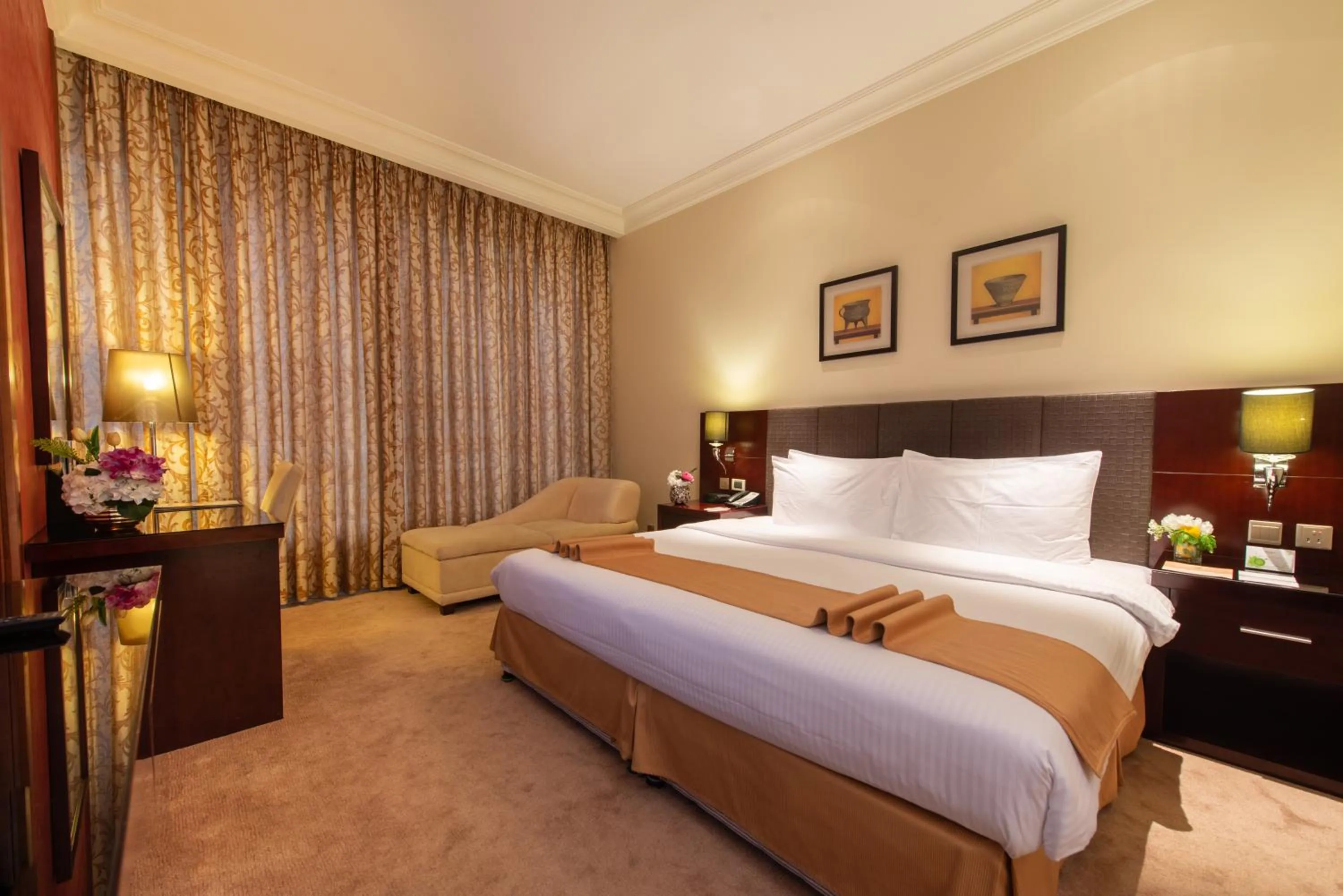Bedroom in Mercure Corniche Al Khobar