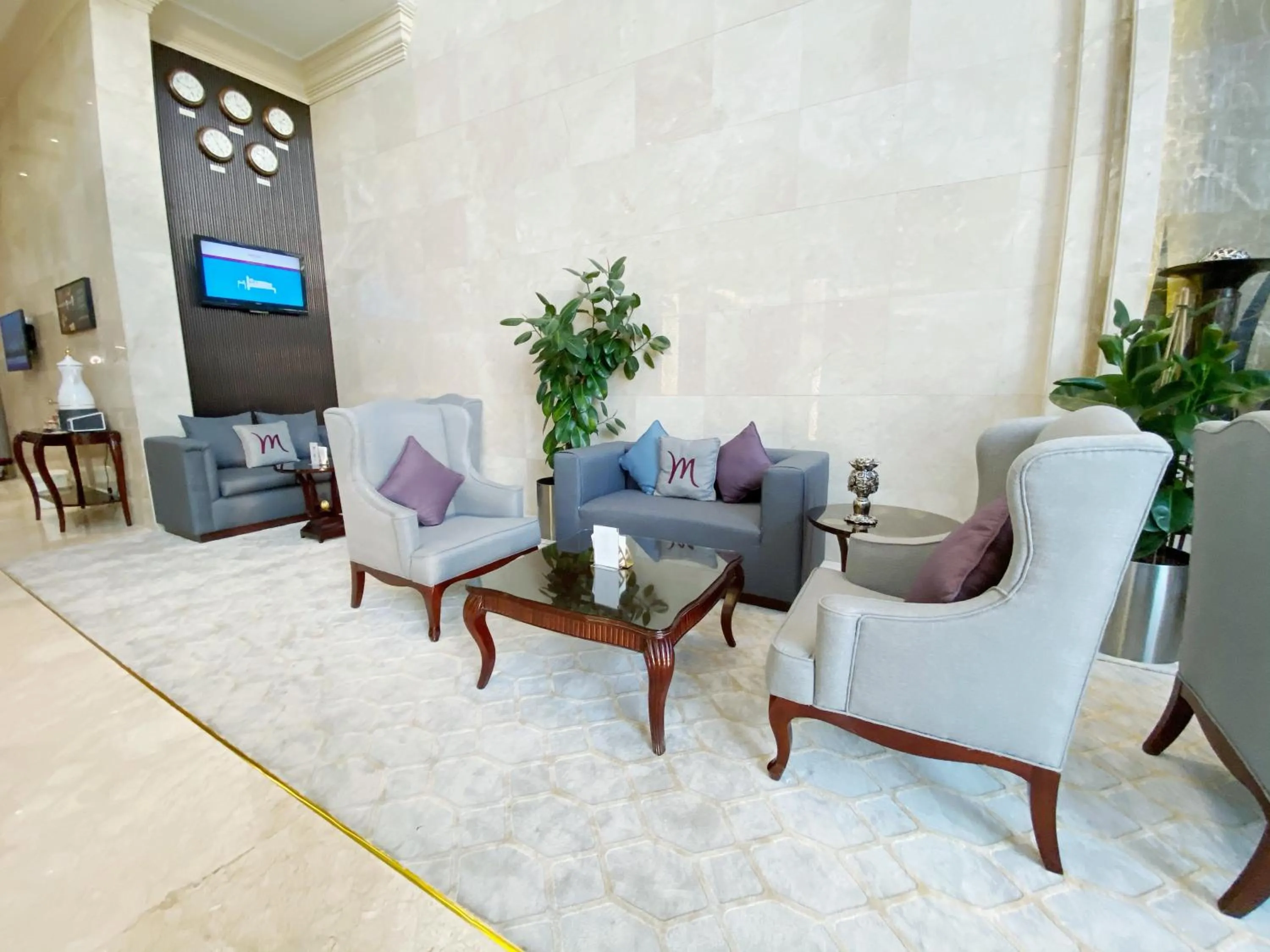 Lobby or reception in Mercure Corniche Al Khobar