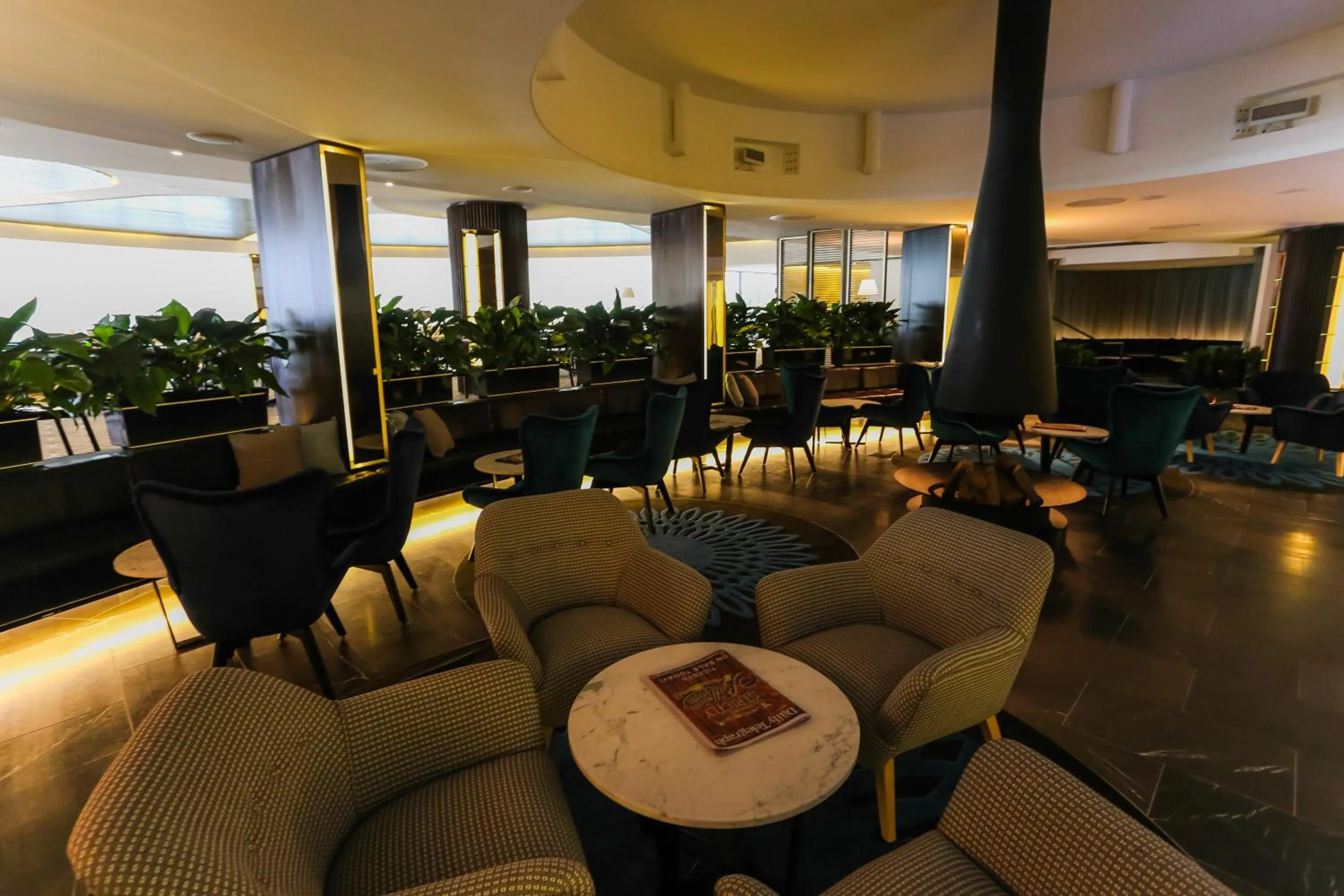 Restaurant/places to eat in Novotel Sydney West HQ