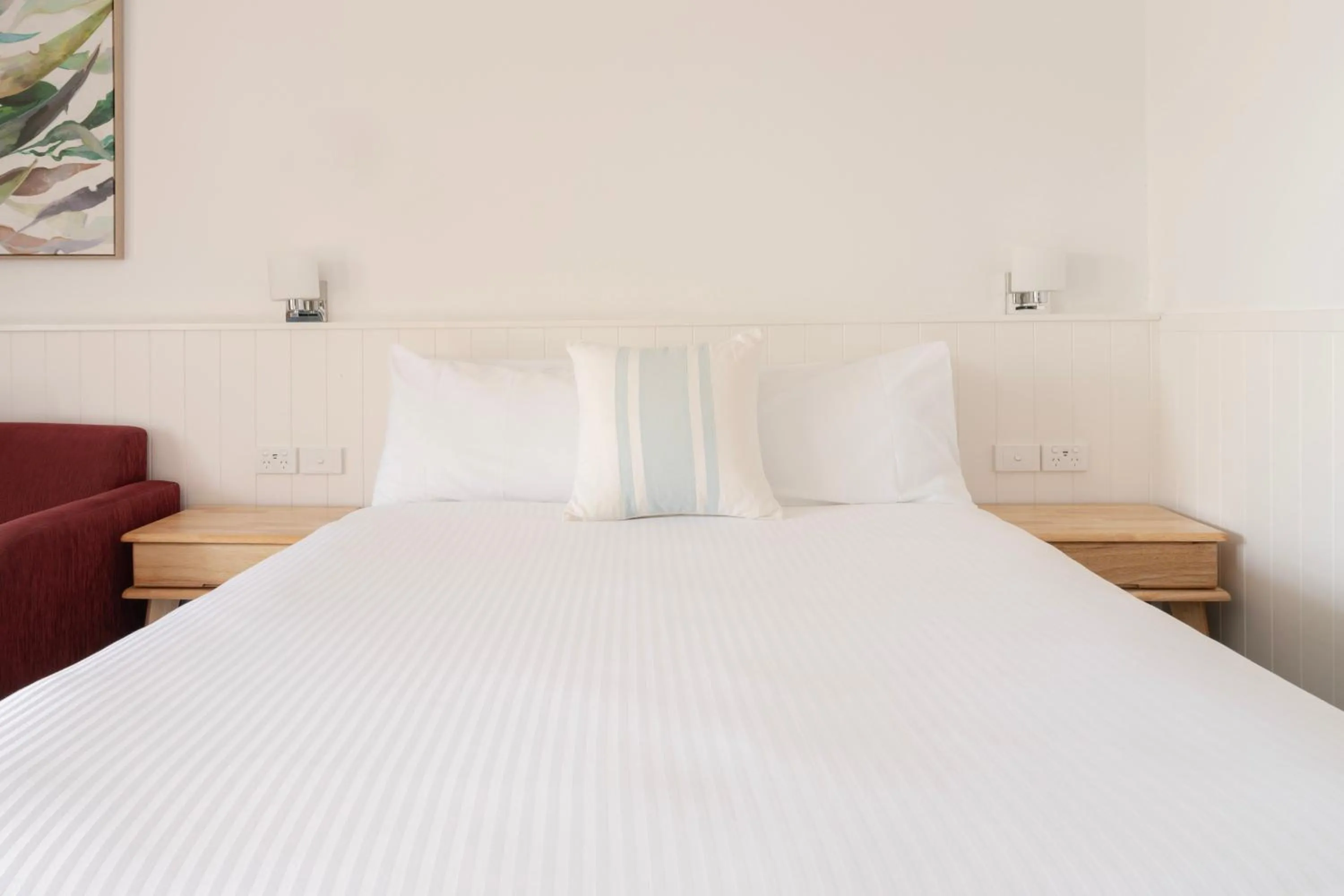 Bed in Sea Spray Motel - Merimbula