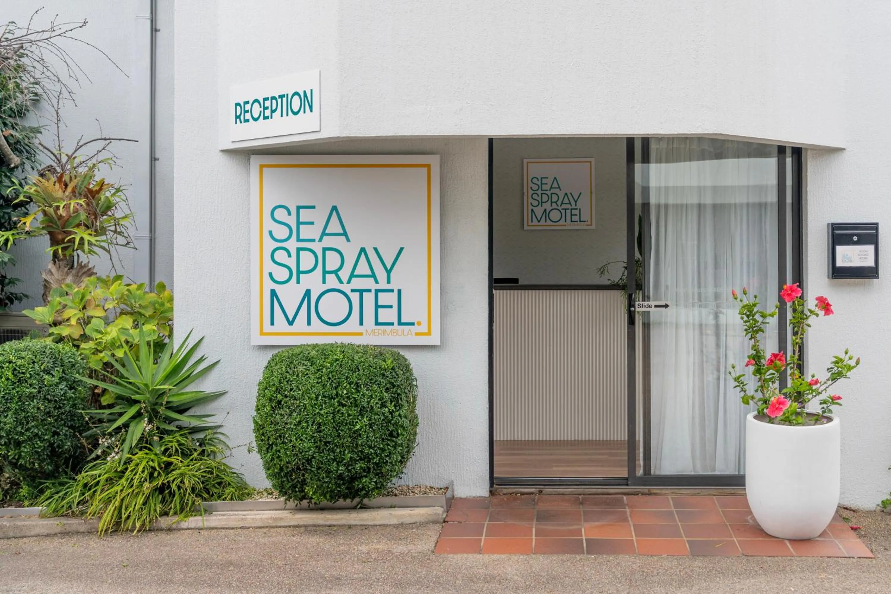 Property logo or sign in Sea Spray Motel - Merimbula