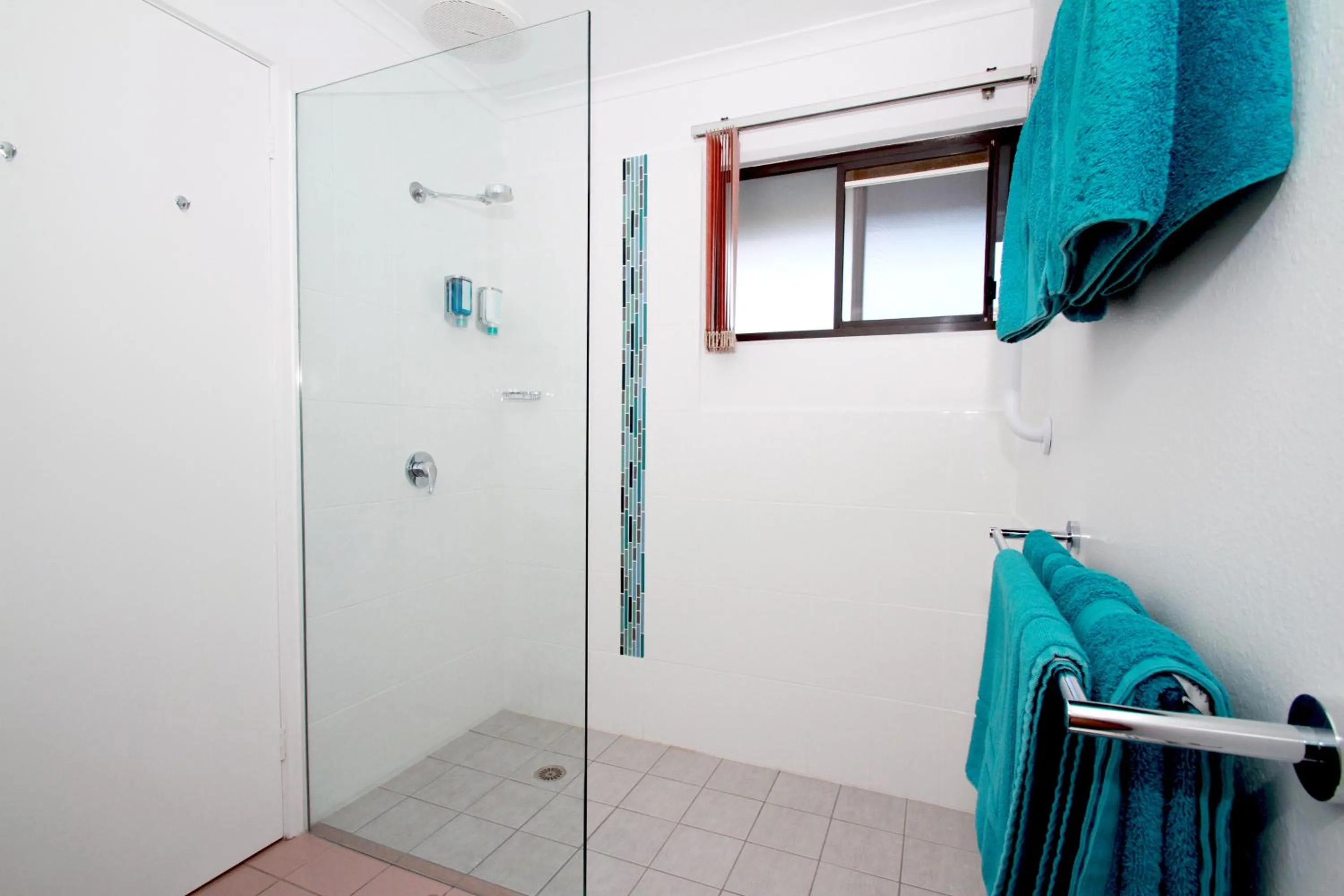 Bathroom in Sea Spray Motel - Merimbula