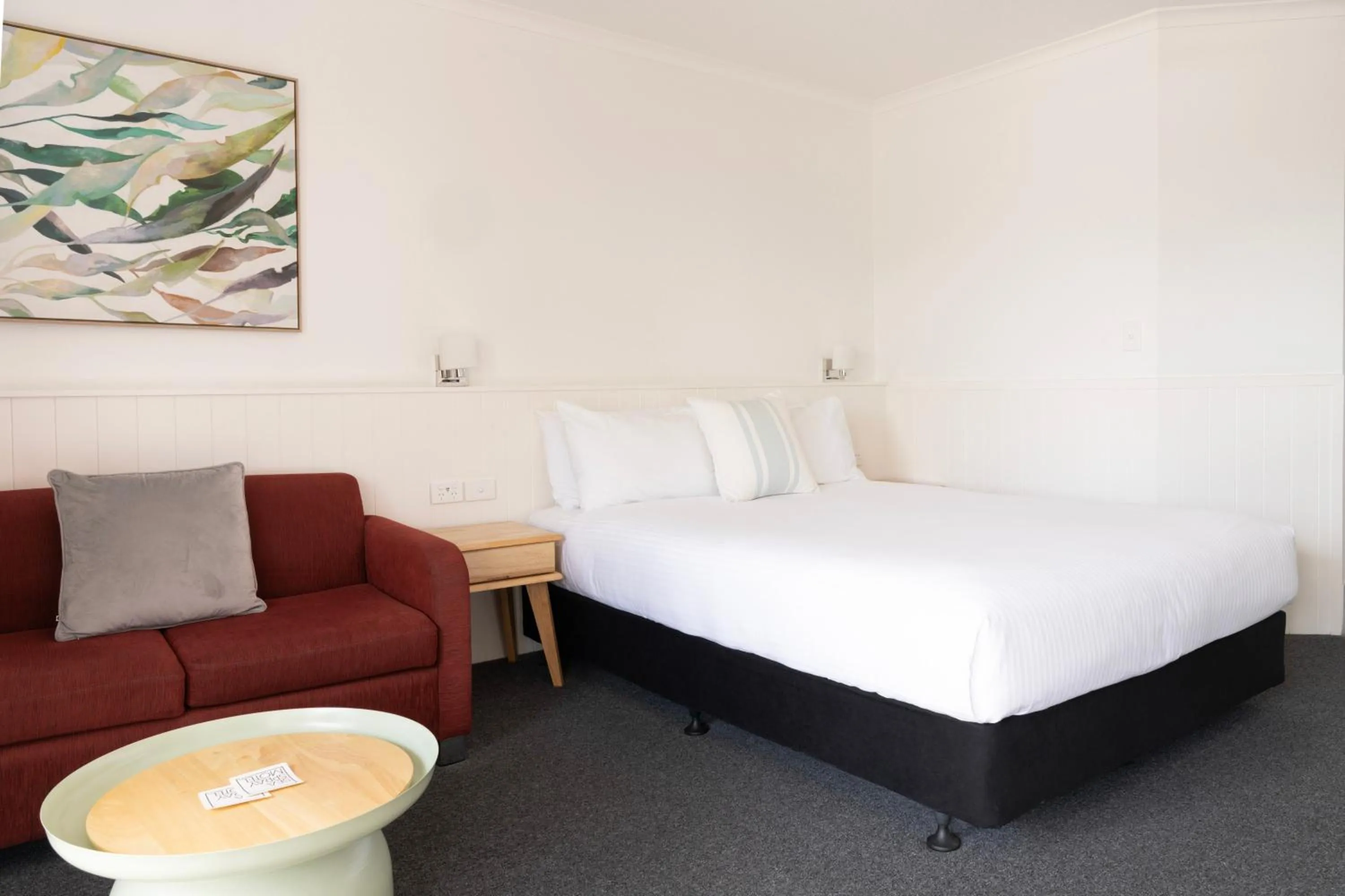 Bed in Sea Spray Motel - Merimbula