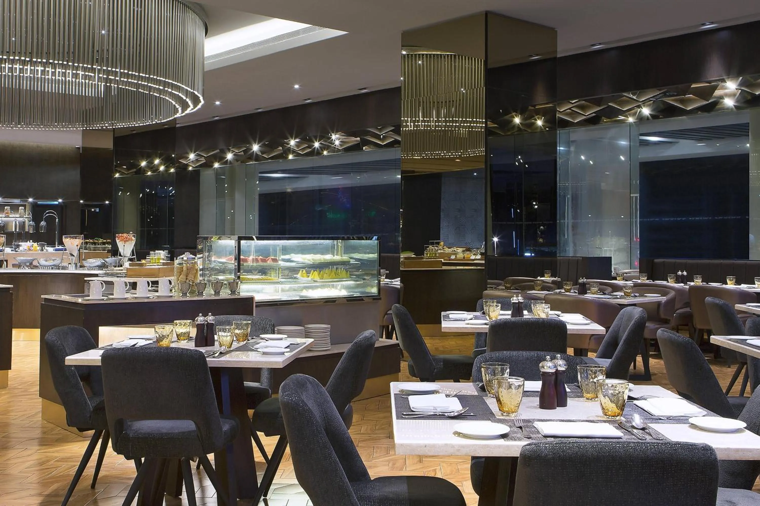 Restaurant/places to eat in Le Meridien Kota Kinabalu