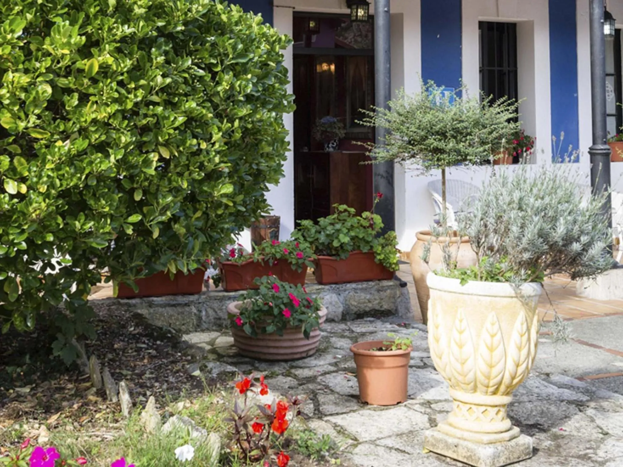 Facade/entrance in La Casona de Sobrepiedra