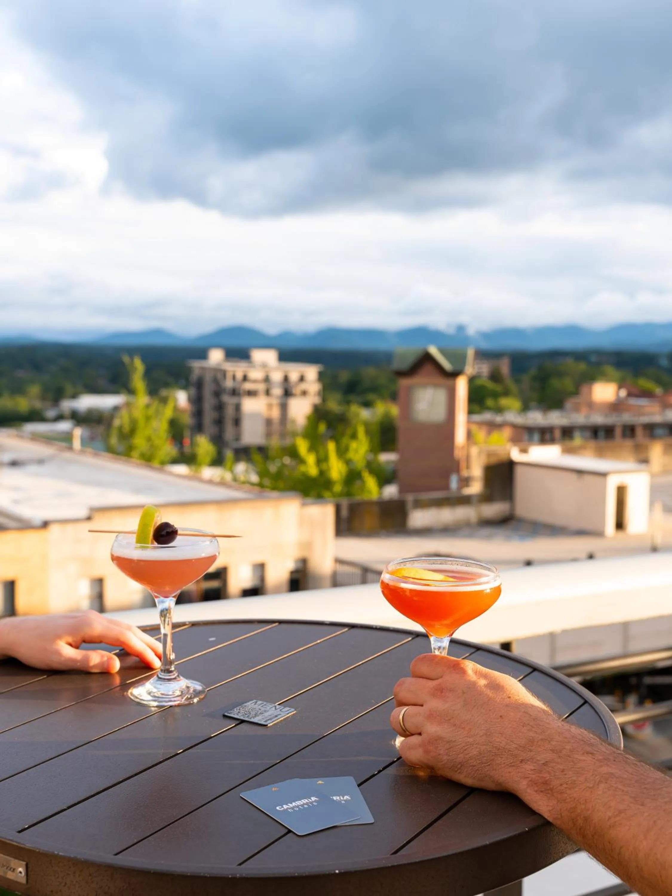 Lounge or bar in Cambria Hotel Downtown Asheville