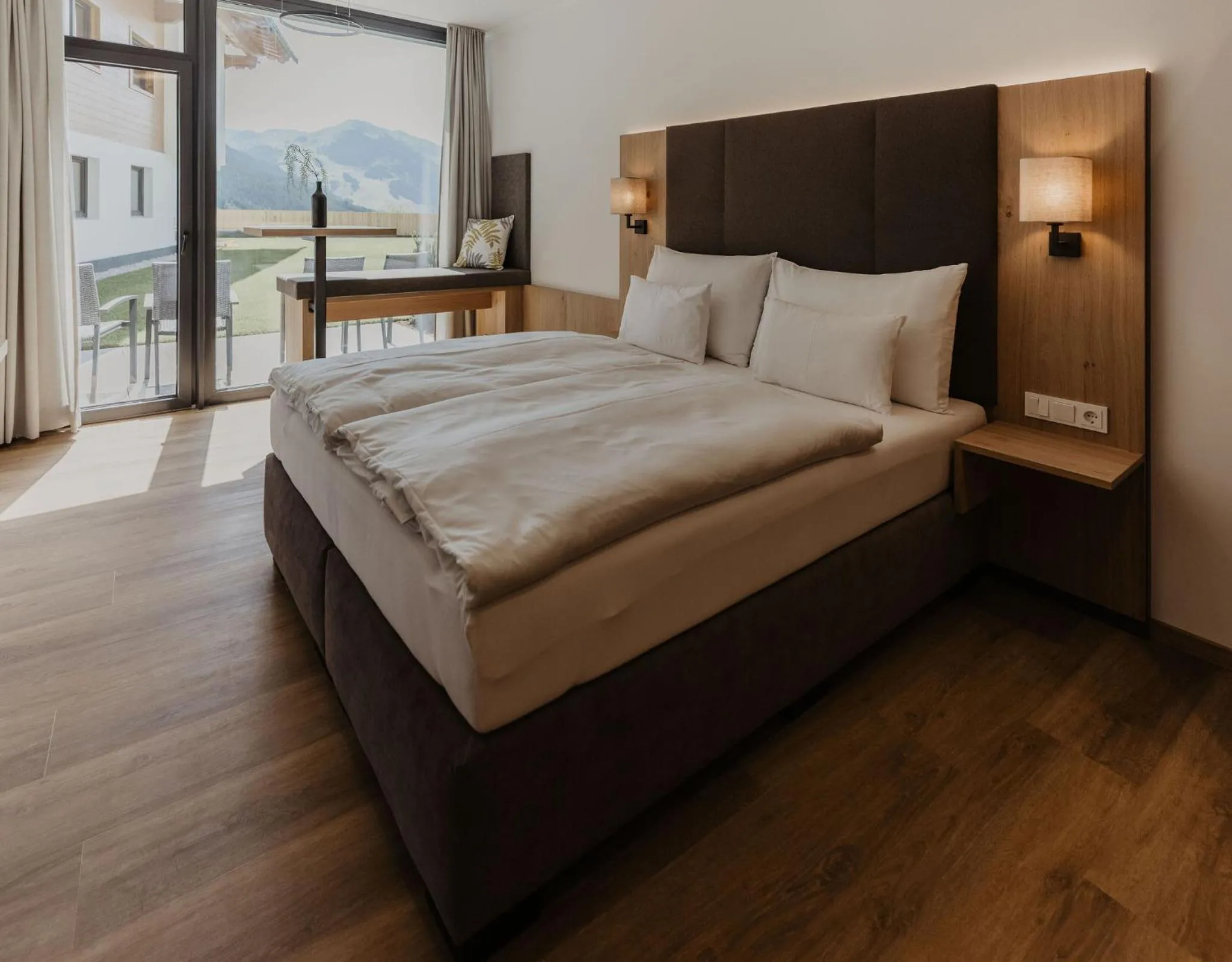 TV and multimedia, Bed in Landhaus Saalbach - Ski in & out