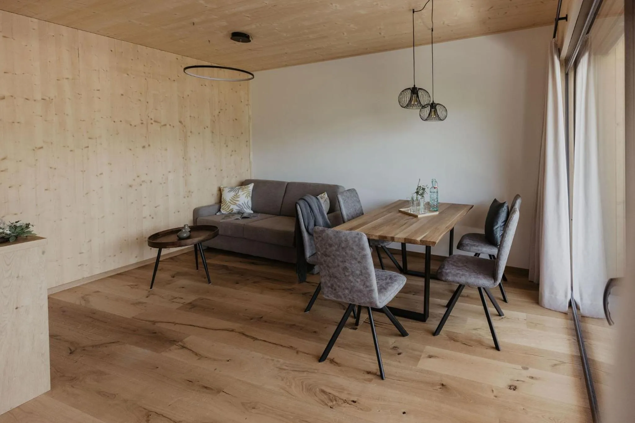 Living room in Landhaus Saalbach - Ski in & out