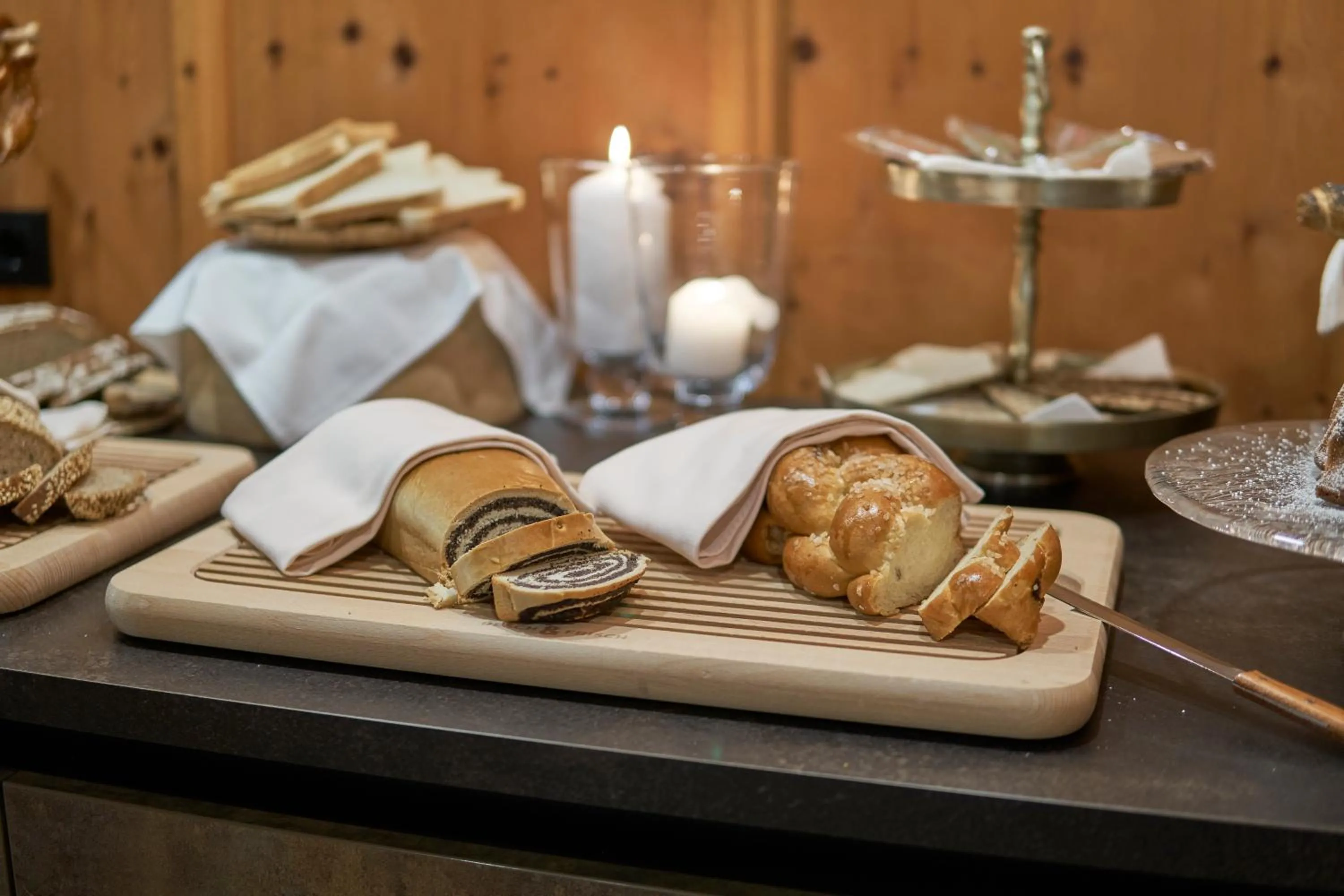 Restaurant/places to eat in Landhaus Saalbach - Ski in & out