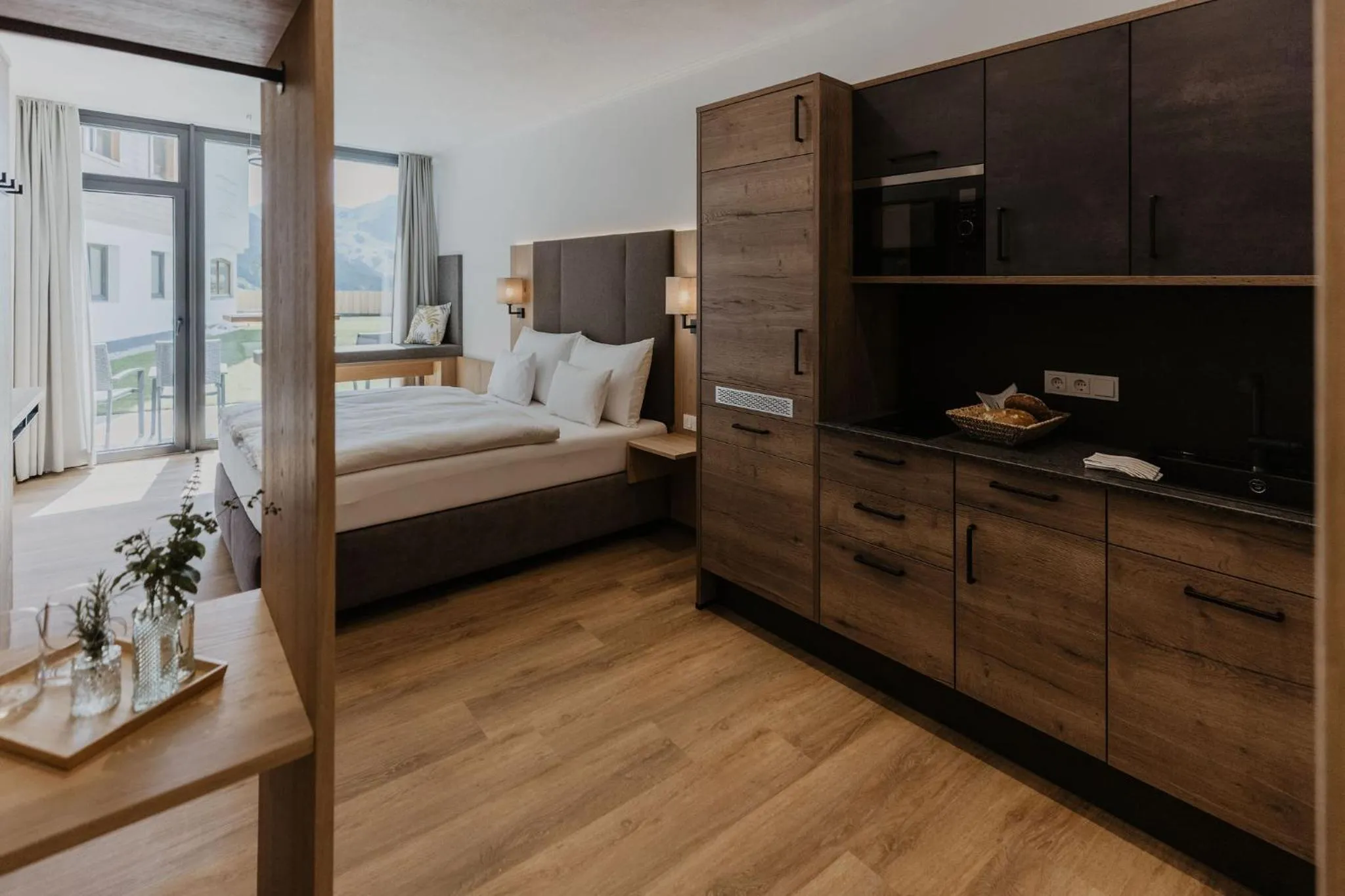 Bed in Landhaus Saalbach - Ski in & out