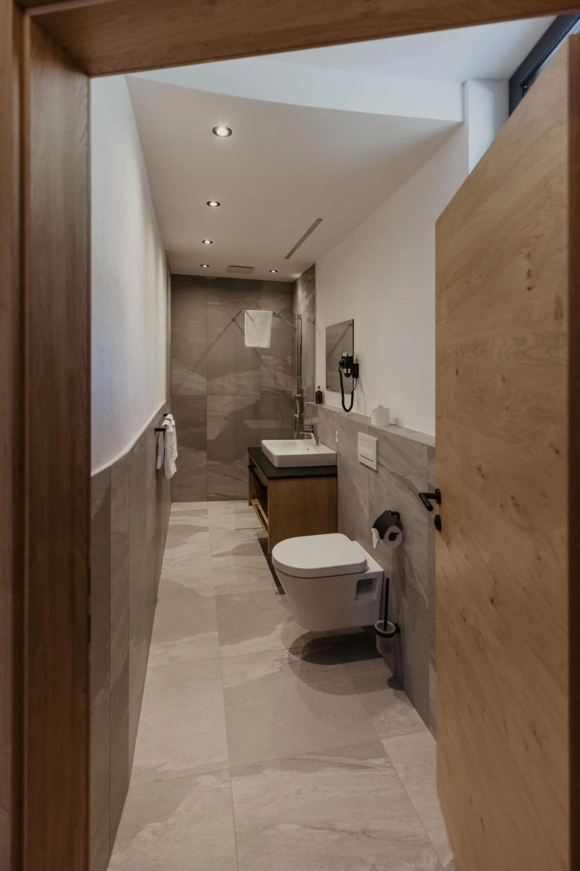 Toilet in Landhaus Saalbach - Ski in & out
