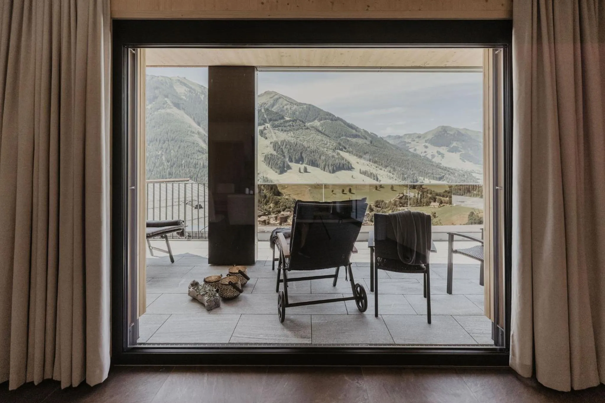 Balcony/Terrace in Landhaus Saalbach - Ski in & out