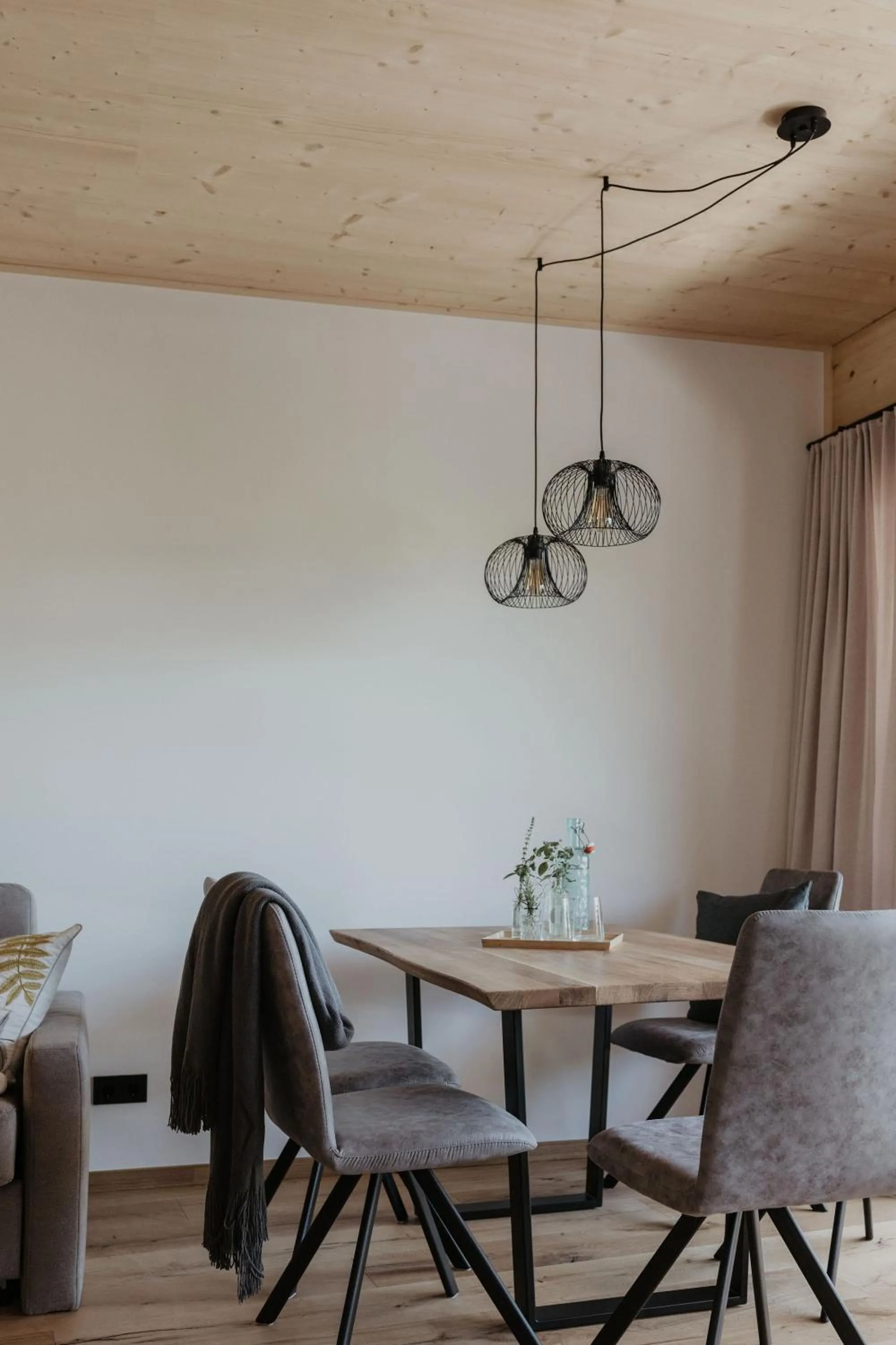 Living room in Landhaus Saalbach - Ski in & out