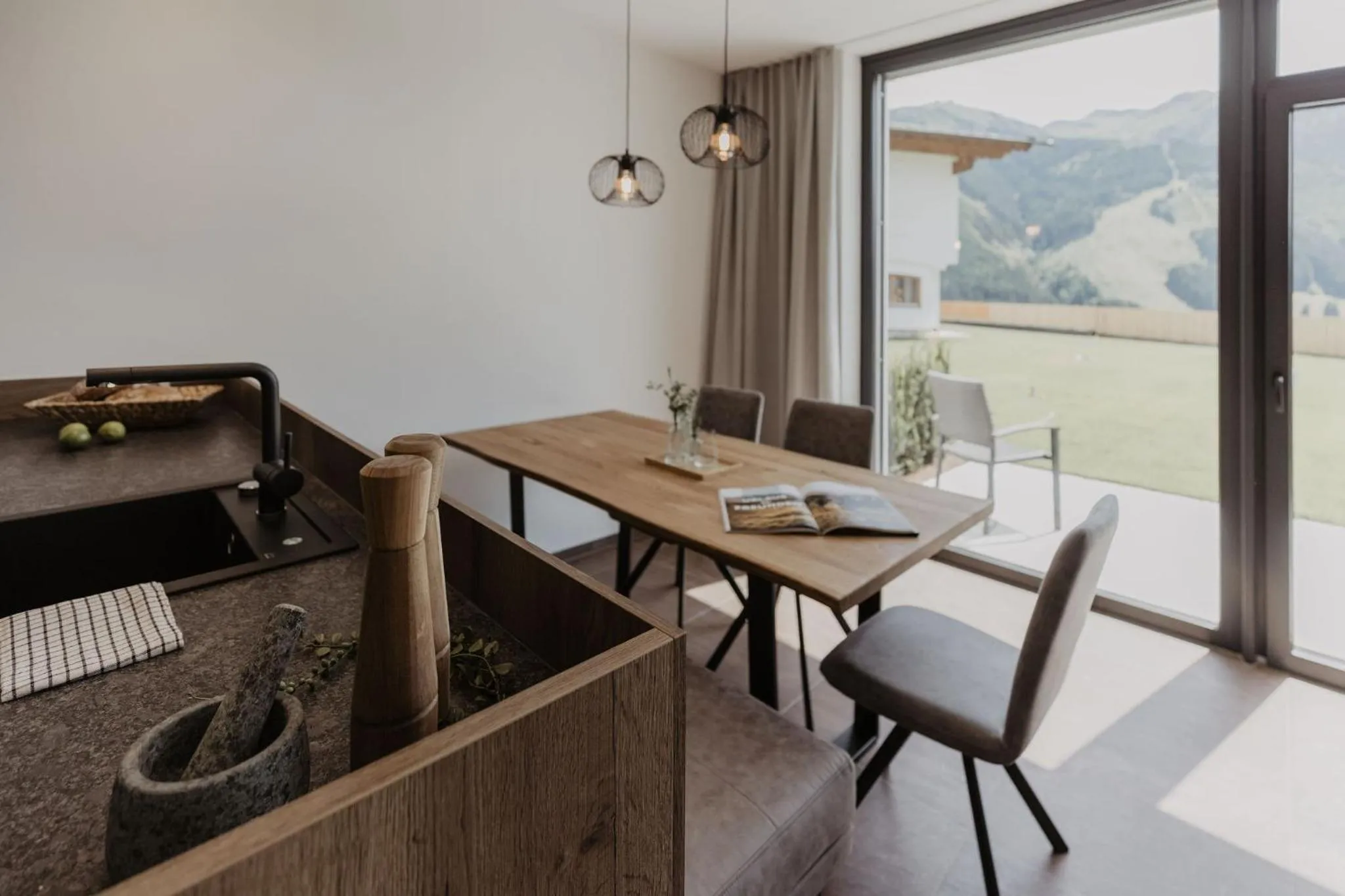 Seating area in Landhaus Saalbach - Ski in & out