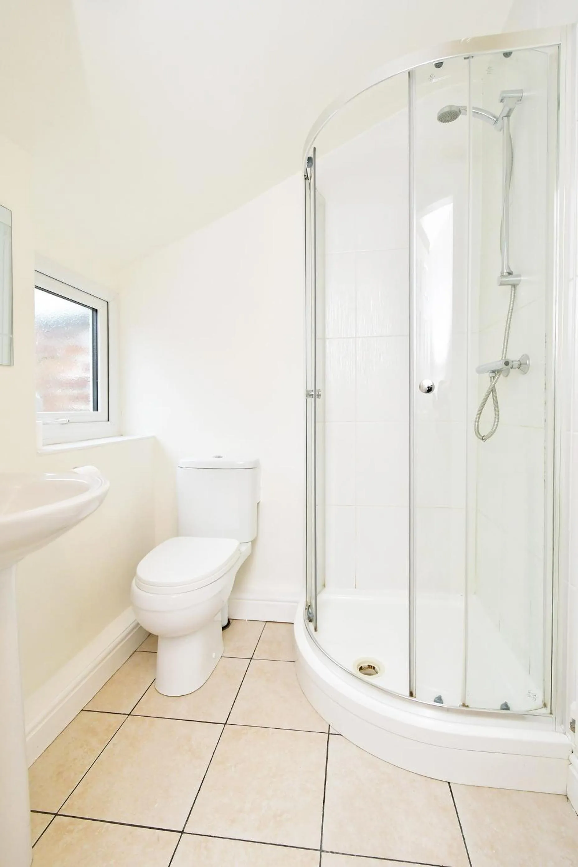 Bathroom in Townhouse @ Earle Street Crewe