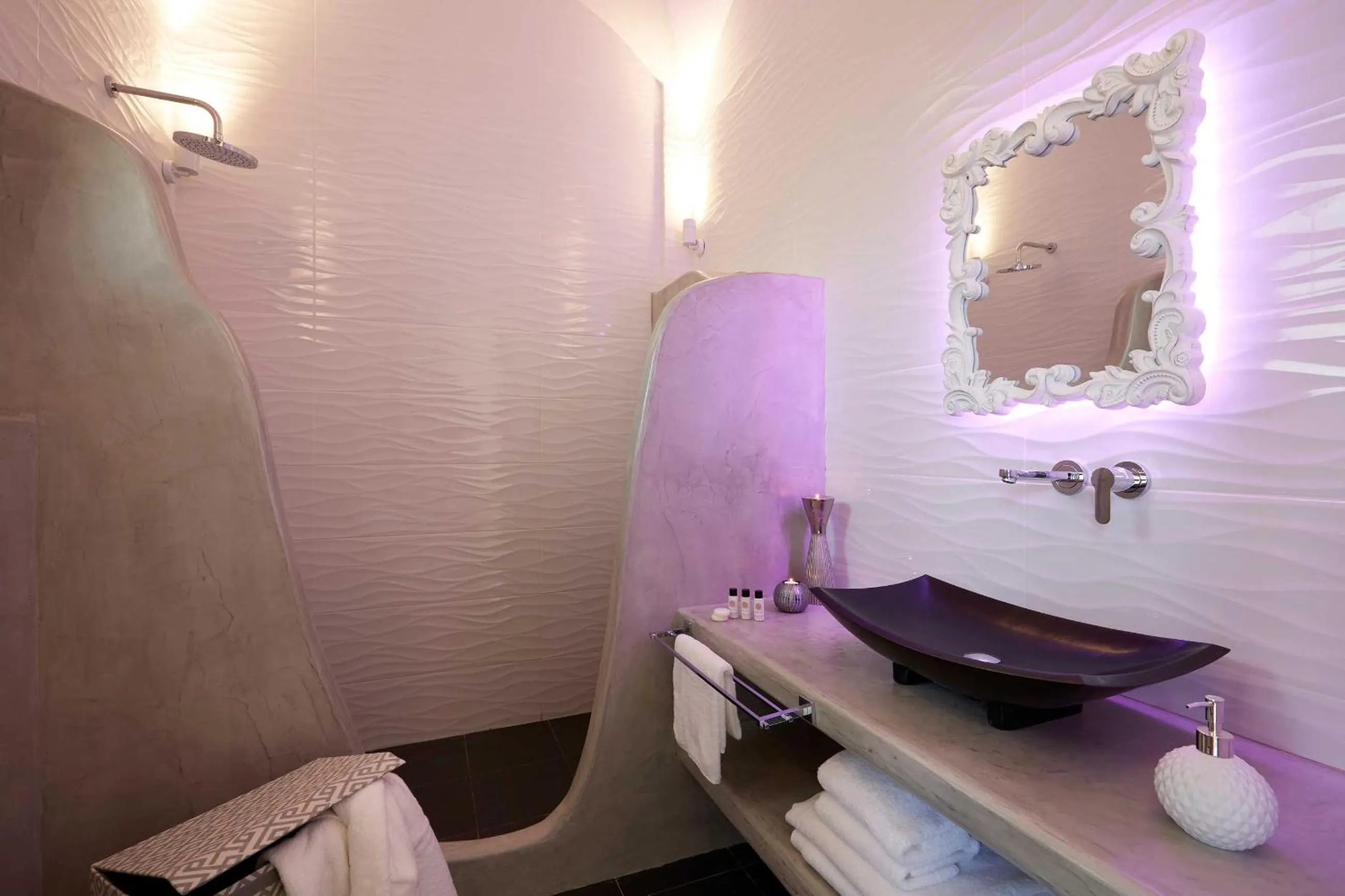 Bathroom in Amara Suites Santorini