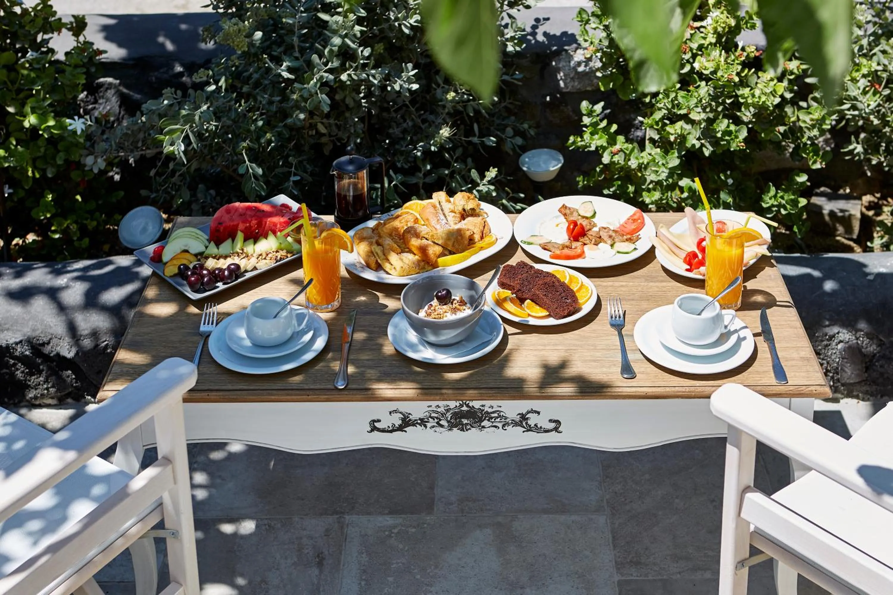 Breakfast in Amara Suites Santorini