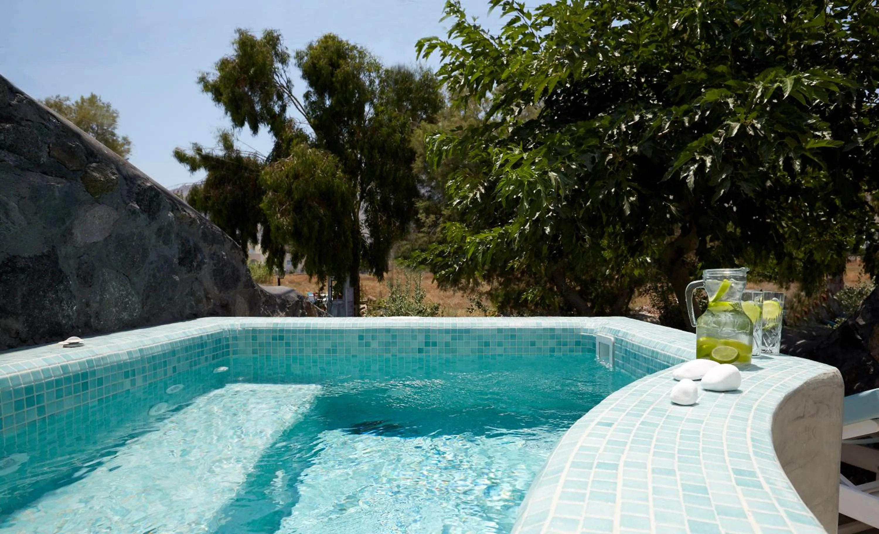 Balcony/Terrace in Amara Suites Santorini