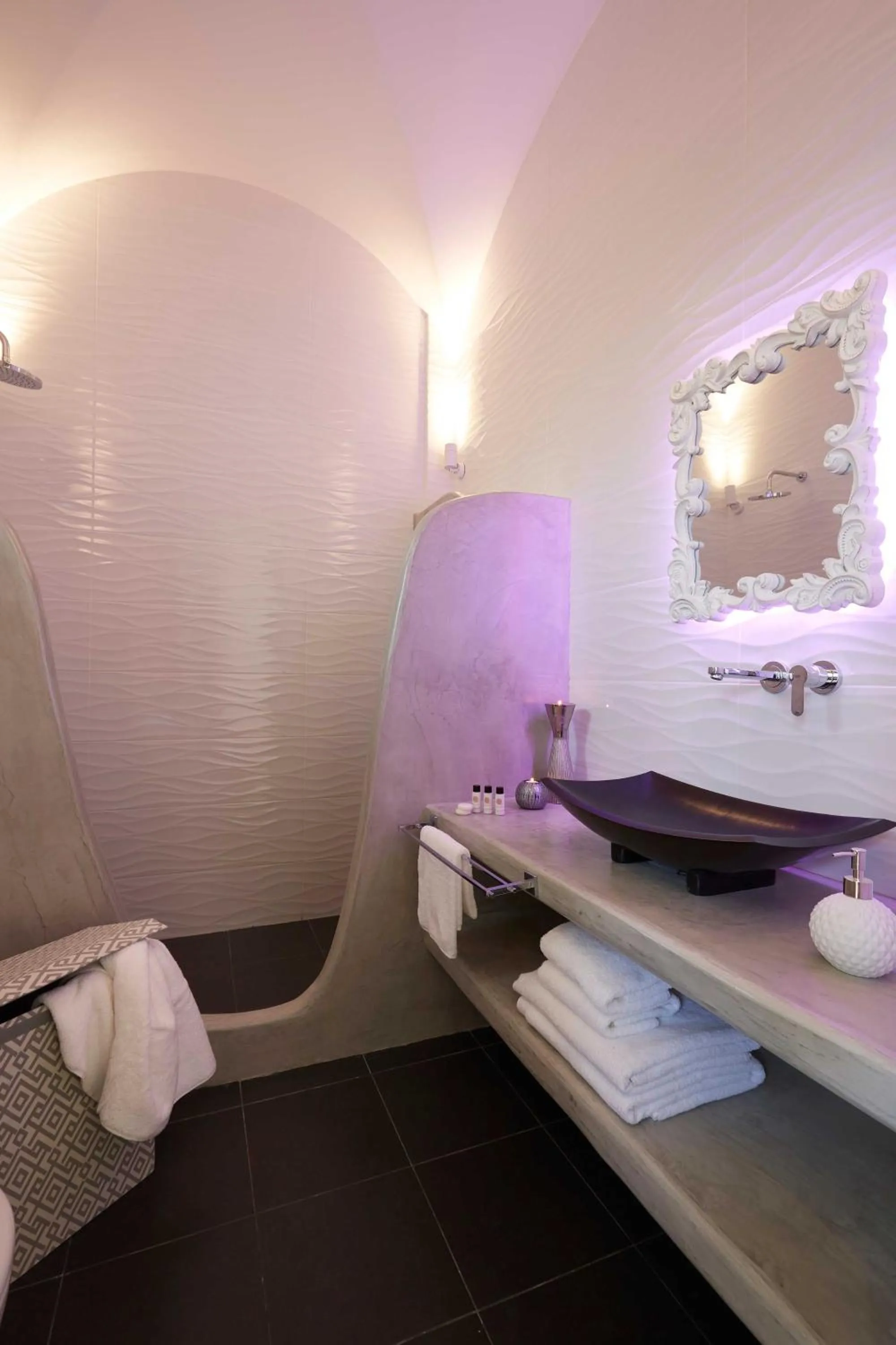 Bathroom in Amara Suites Santorini