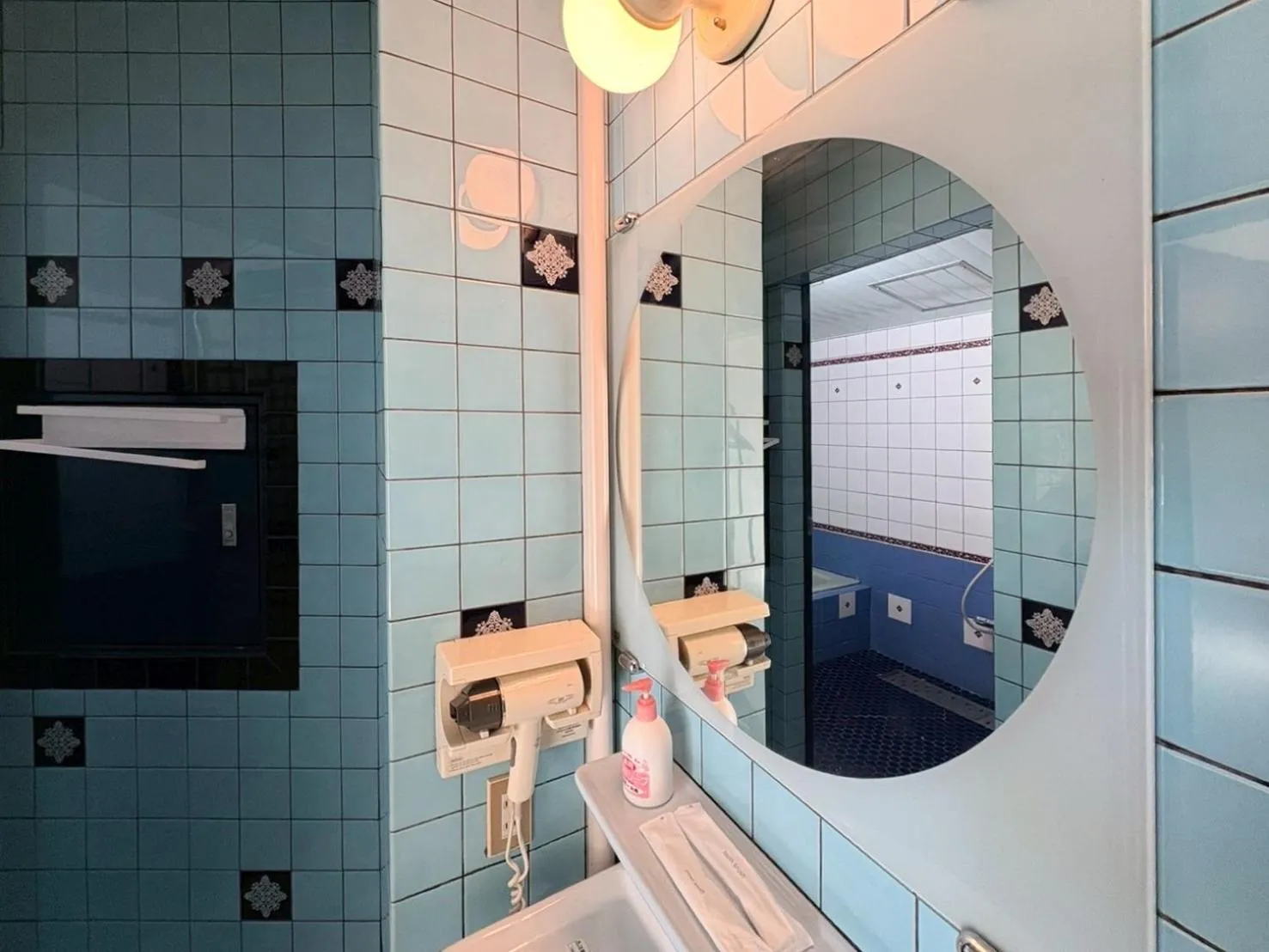 Tokyo Guest House Ouji Music Lounge