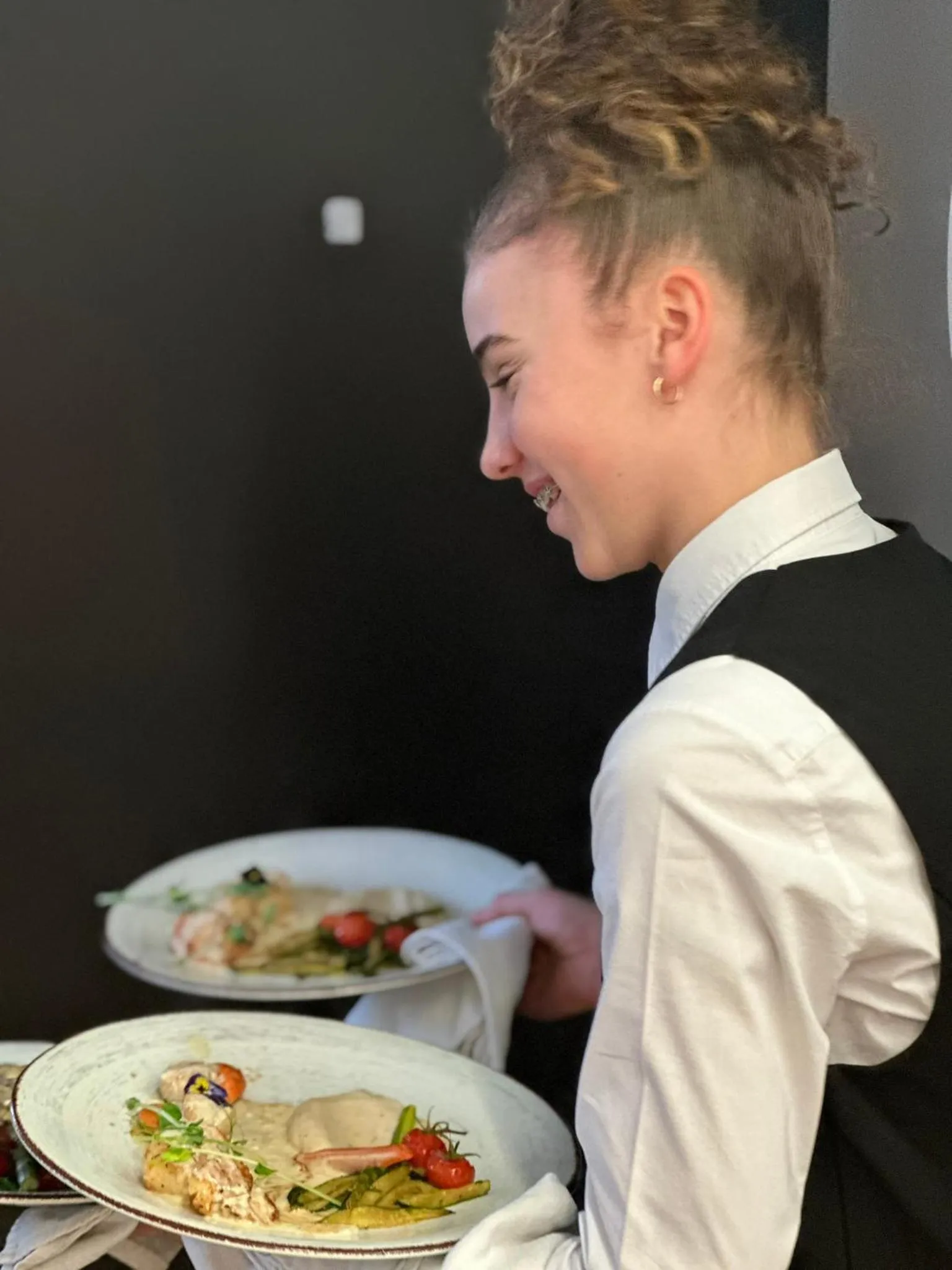 Restaurant/places to eat in Hôtel de la Tabletterie