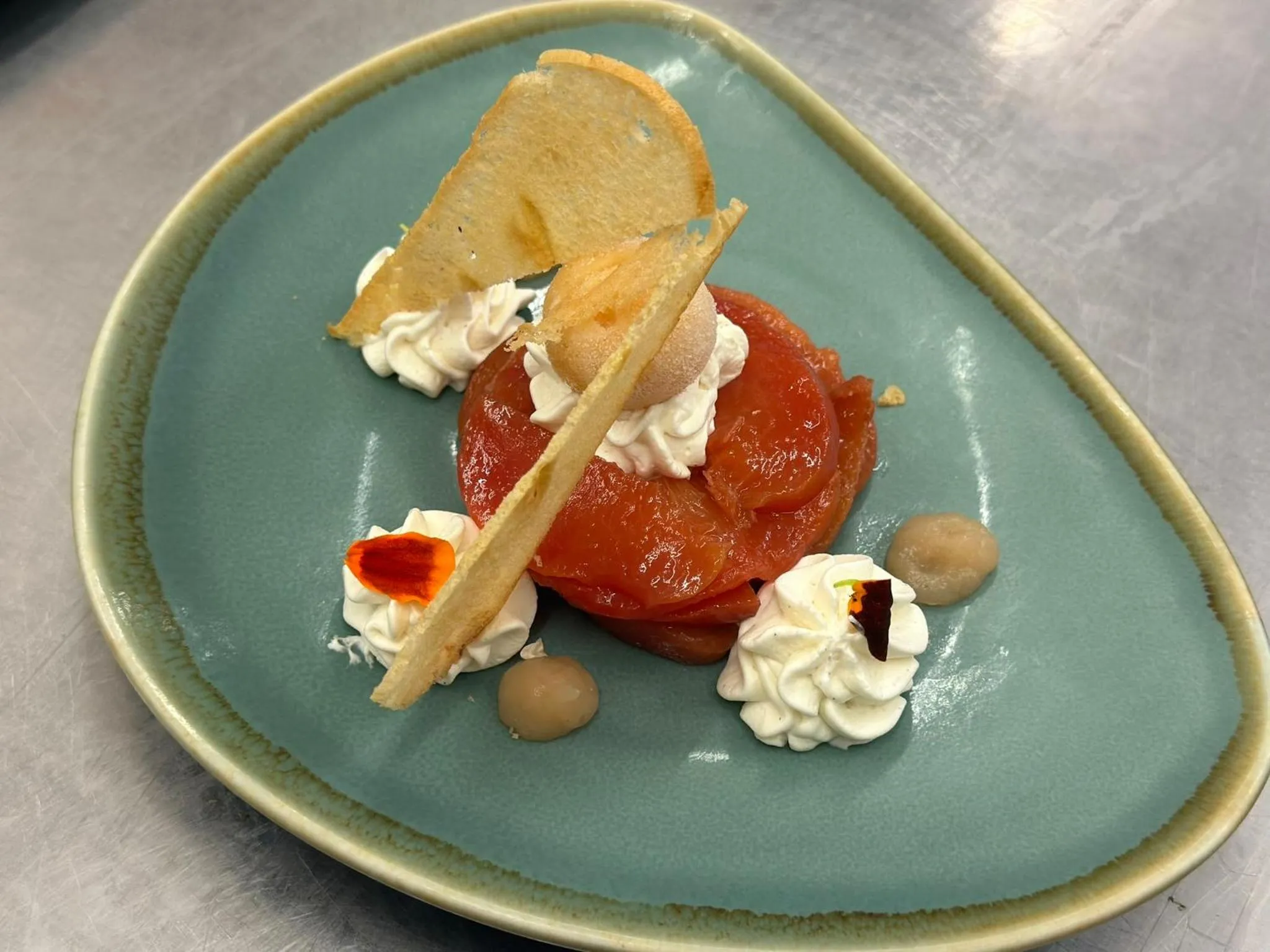 Restaurant/places to eat in Hôtel de la Tabletterie