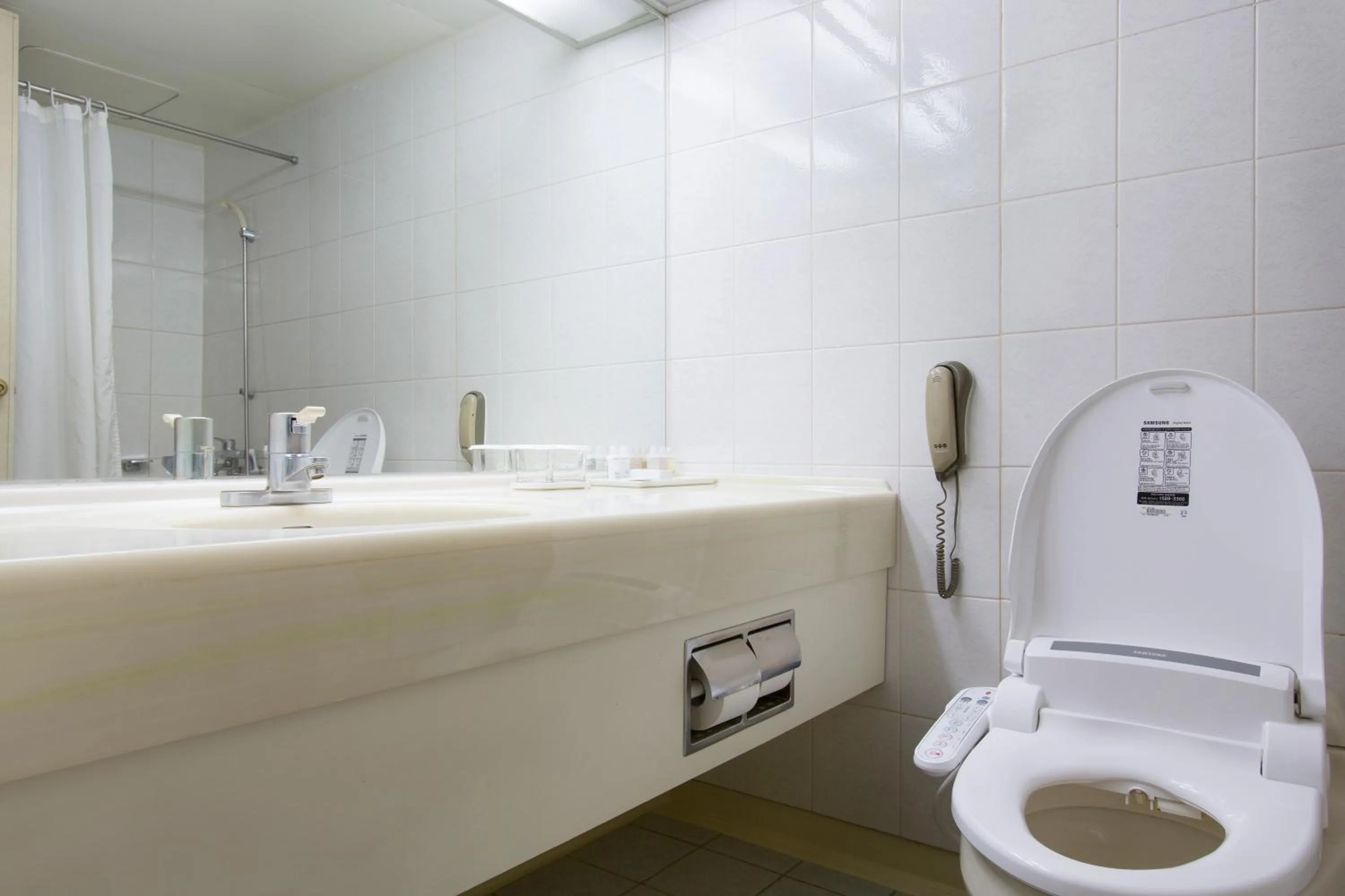 Bathroom in Libero Hotel