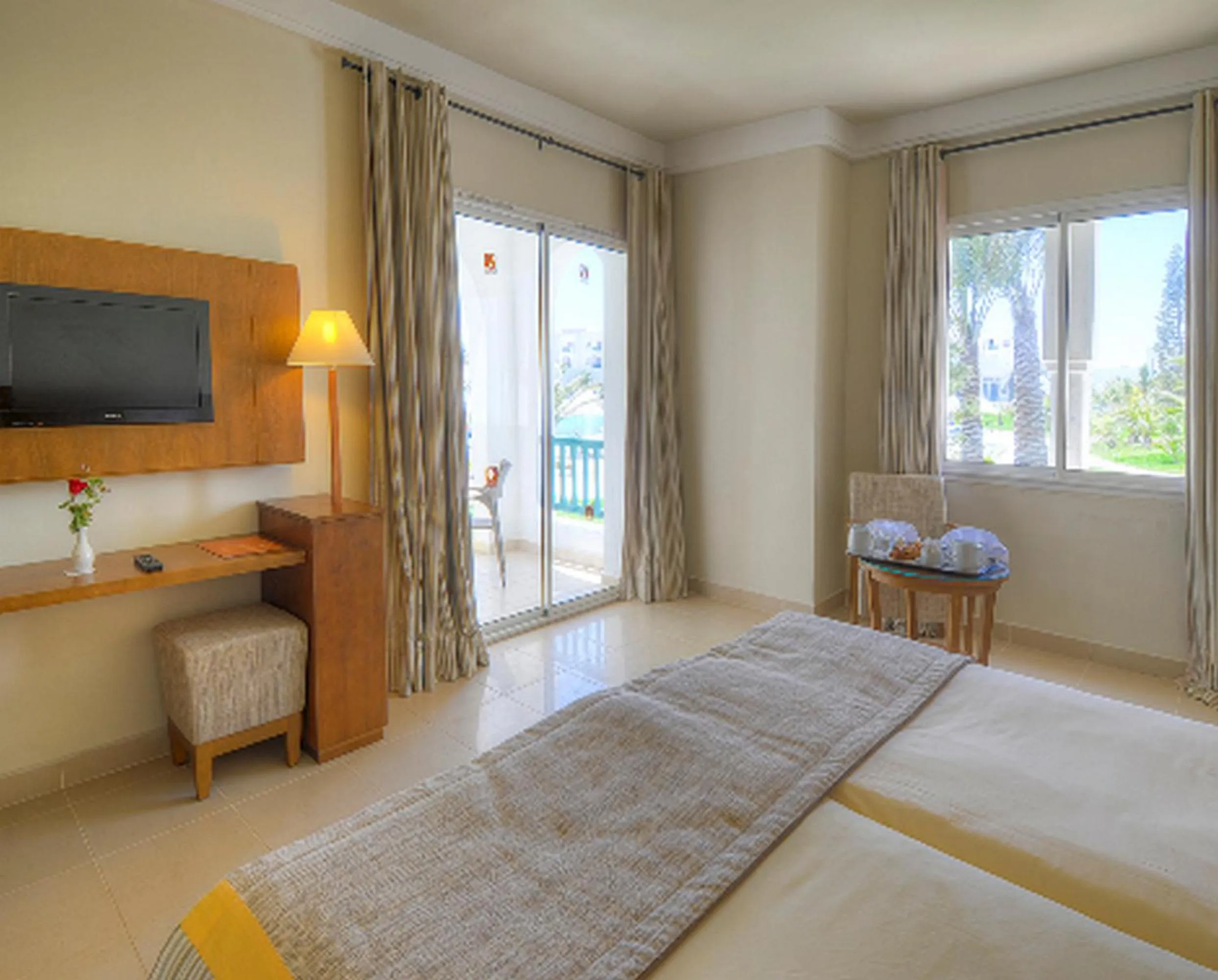 TV and multimedia, Bed in Vincci Helios Beach