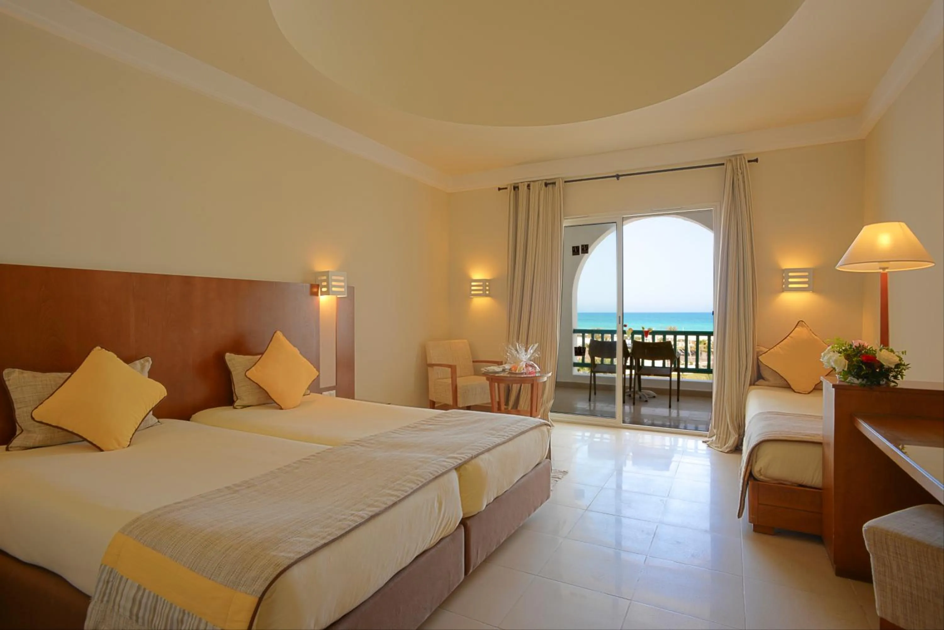 Bedroom, Bed in Vincci Helios Beach