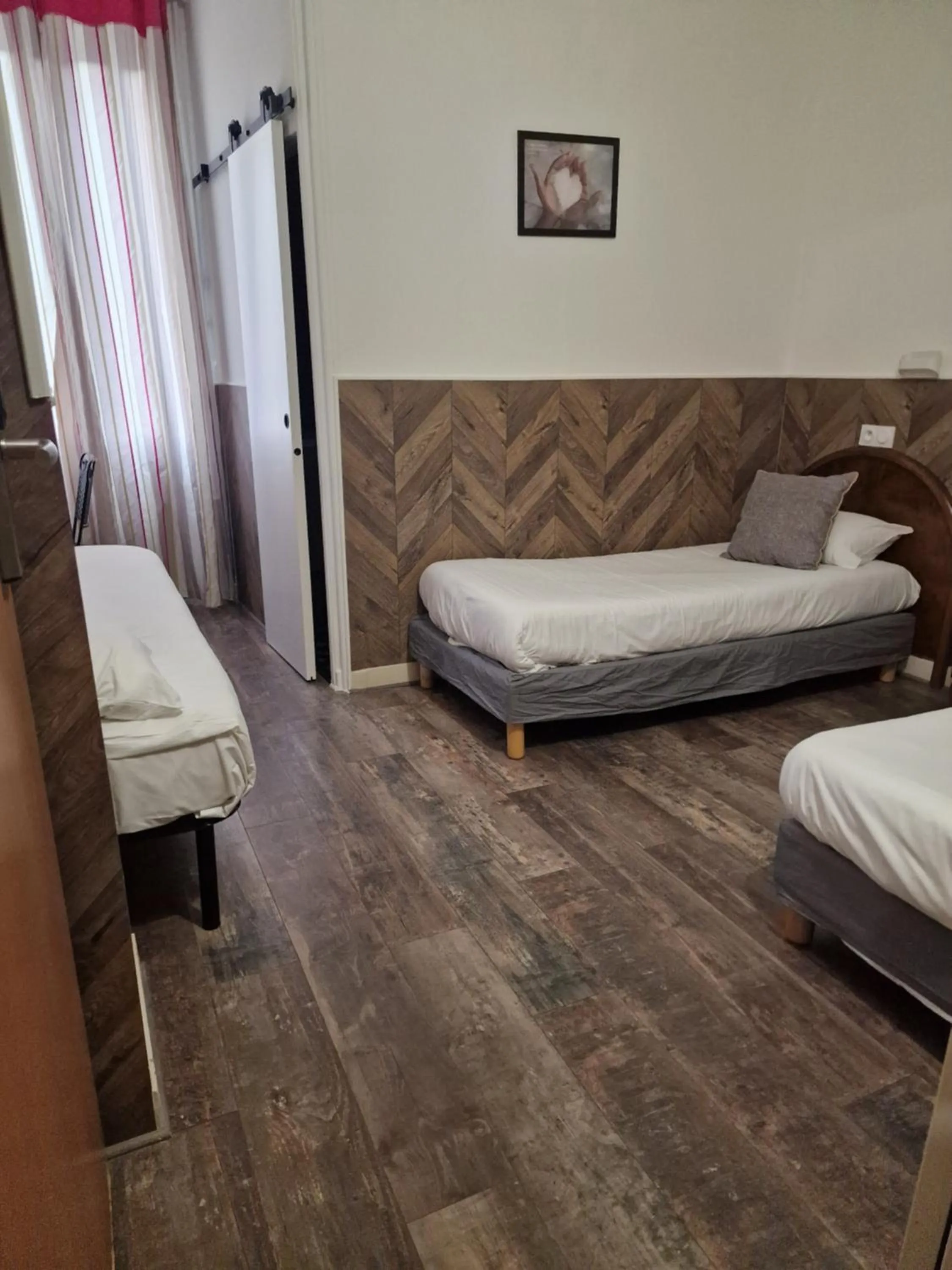 Bed in Hôtel Gloria