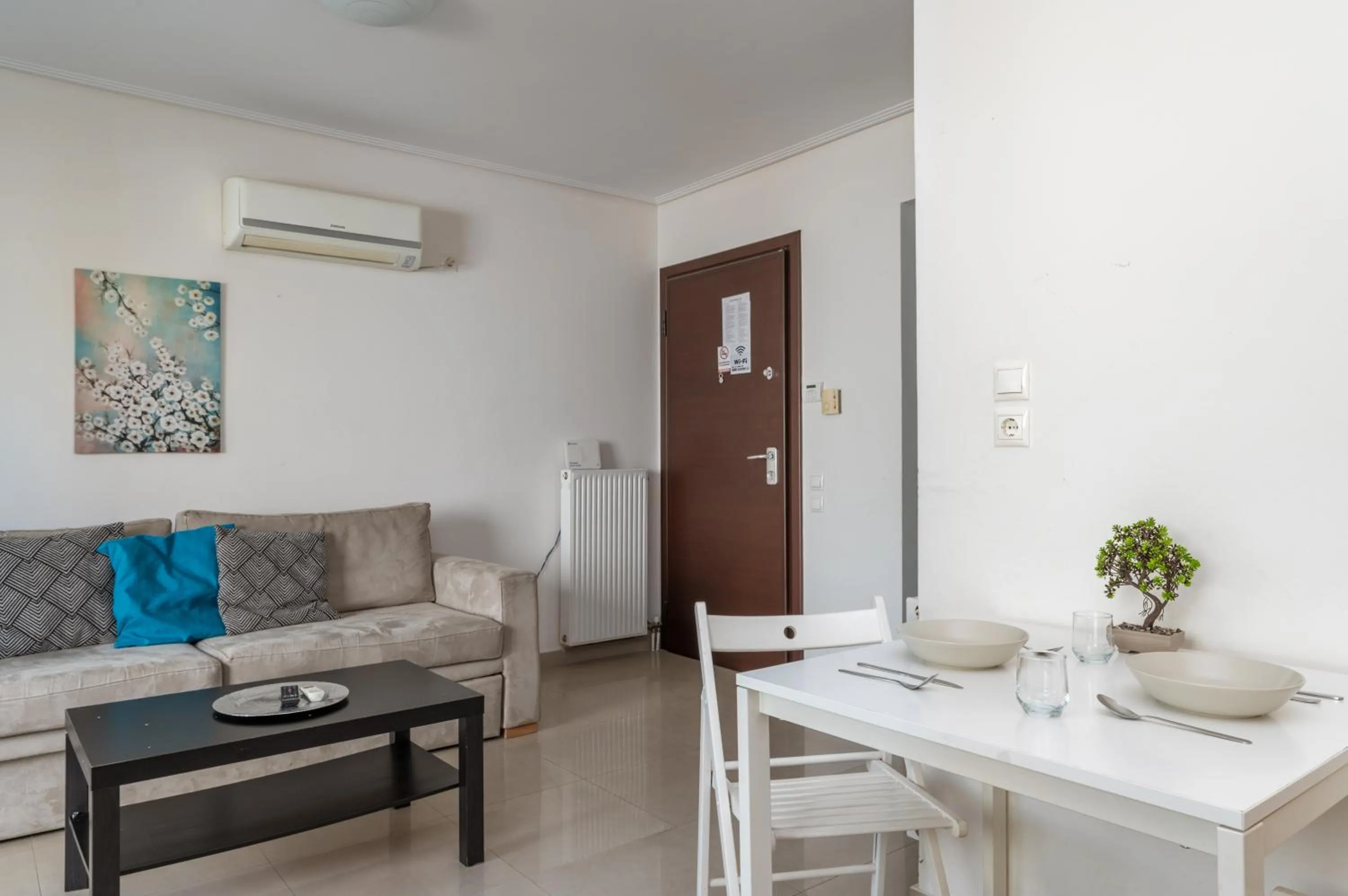 Living room in Elvita Apartments 2