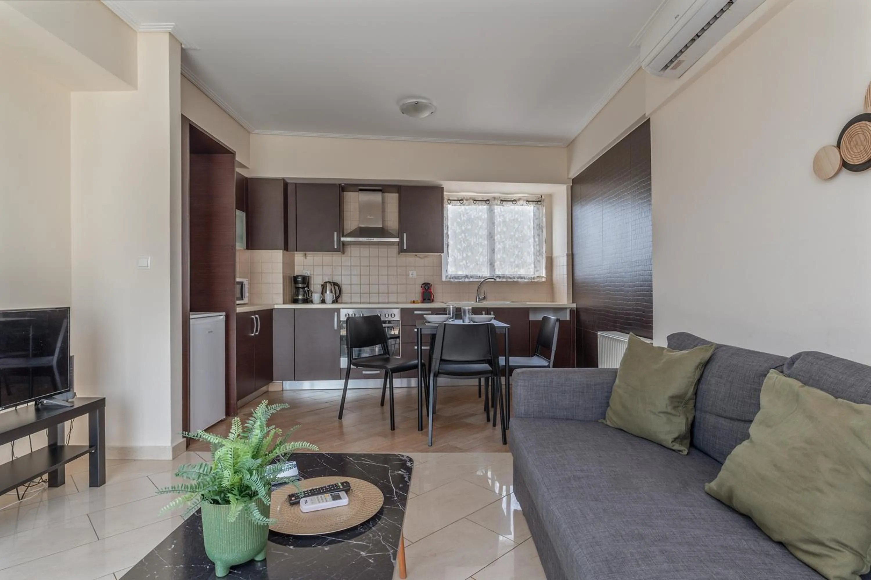 Kitchen or kitchenette in Elvita Apartments 2