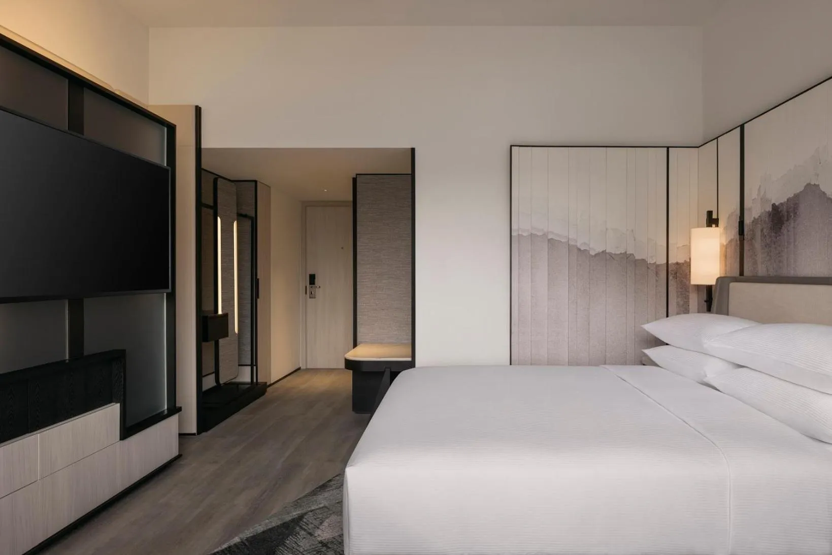 Bed in Hilton Singapore Orchard