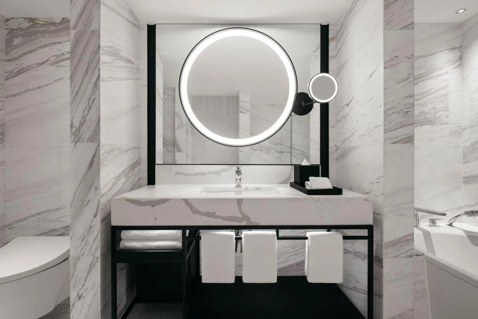 Bathroom in Hilton Singapore Orchard