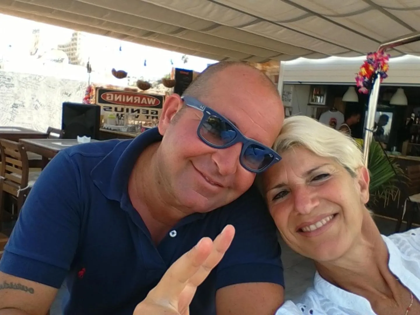 People in B&B Luxury Villa Olimpia Home Restaurant